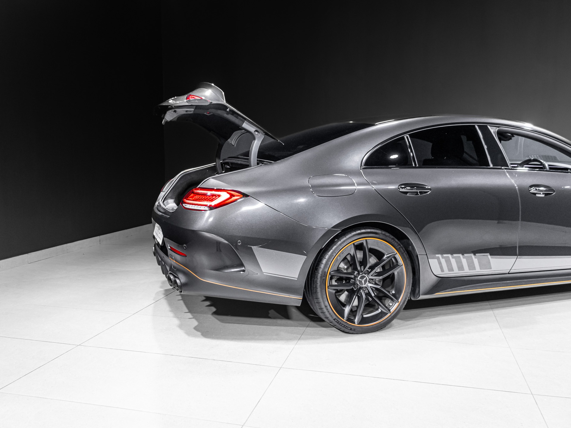 Cls53 vehicle