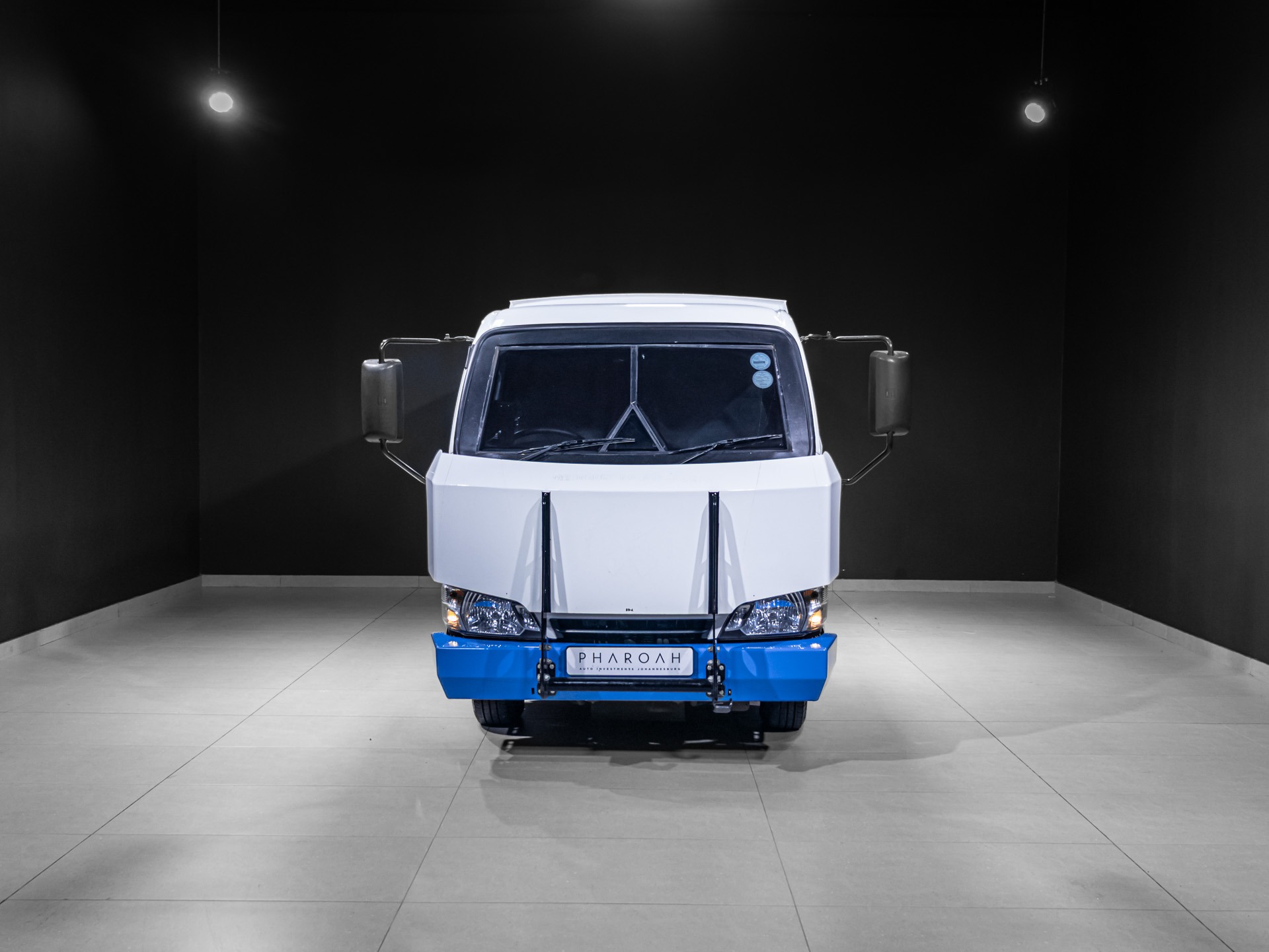 Hino vehicle