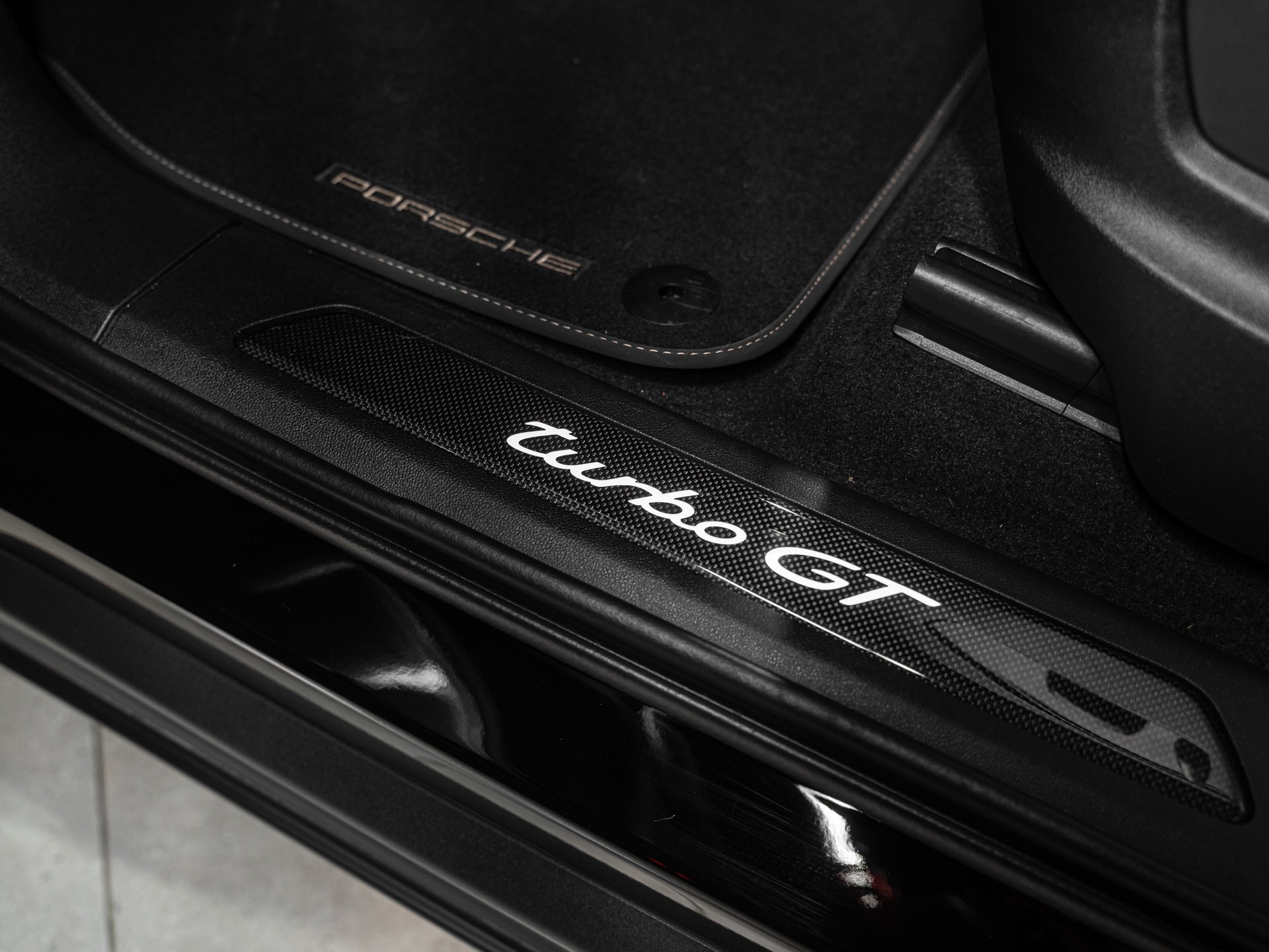 #image_seo_title Luxury Vehicles #separator_sa High End Cars #separator_sa Pharoah Cars