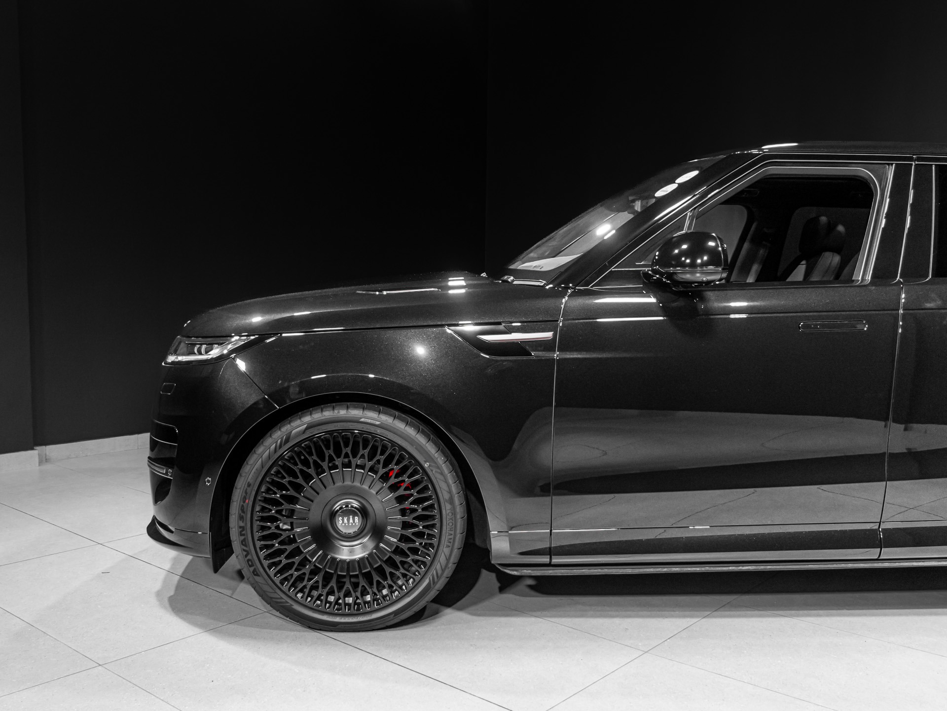 black-range-rover-sport-4380