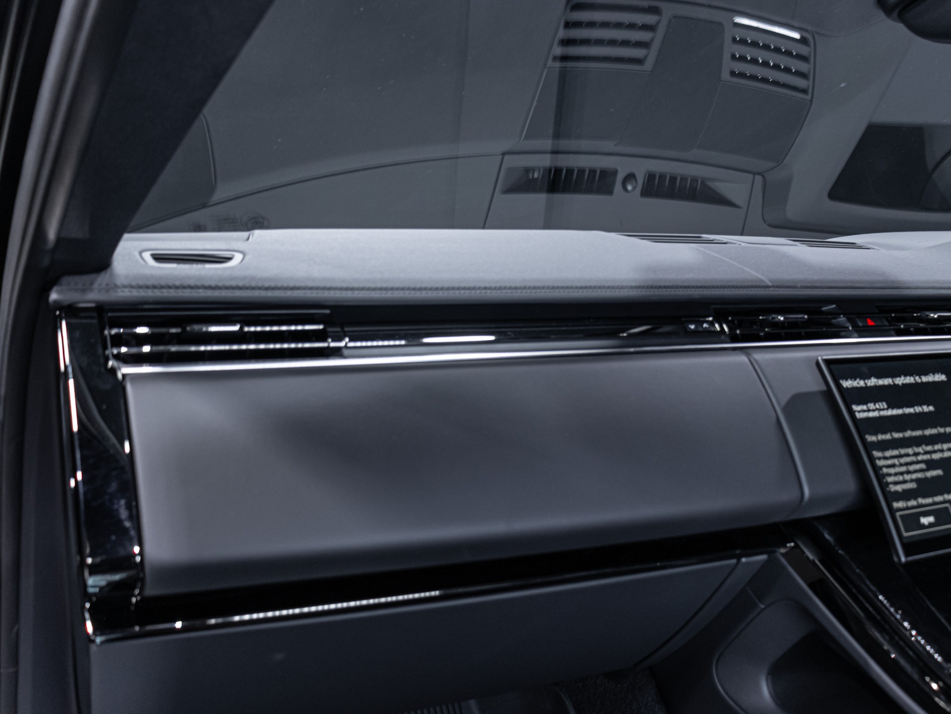 black-range-rover-sport-4414