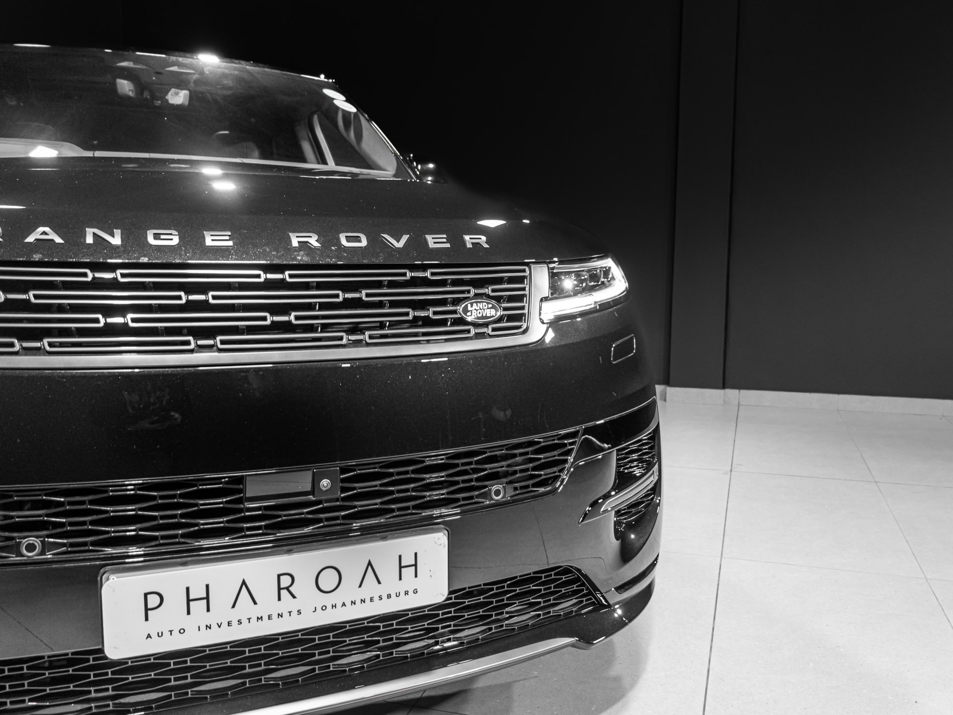 black-range-rover-sport-4452