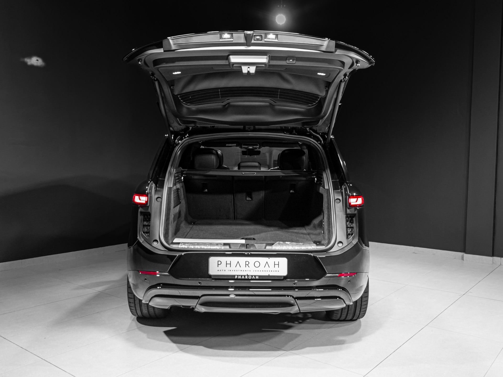 black-range-rover-sport-4514