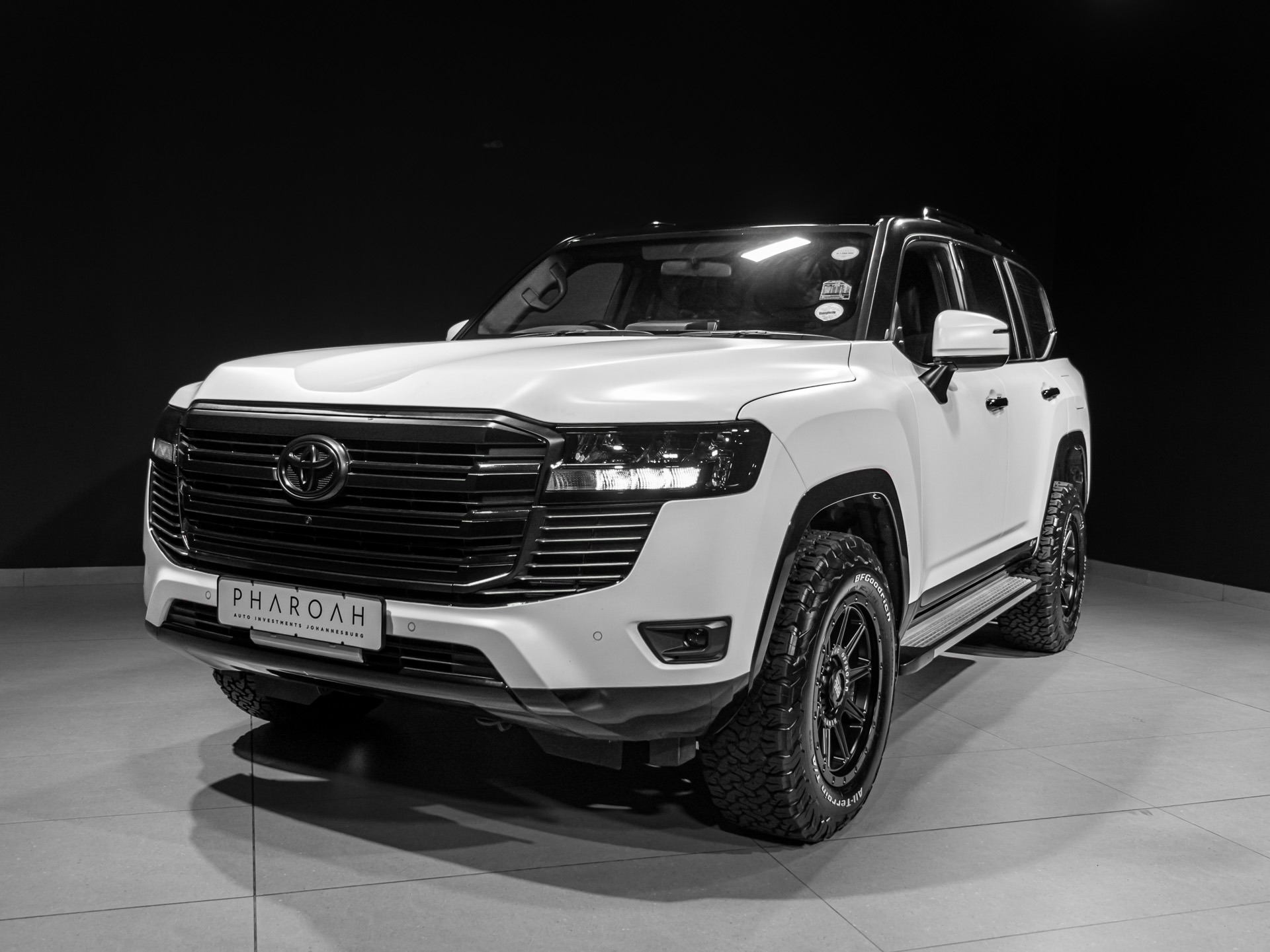 Matwhitelc vehicle