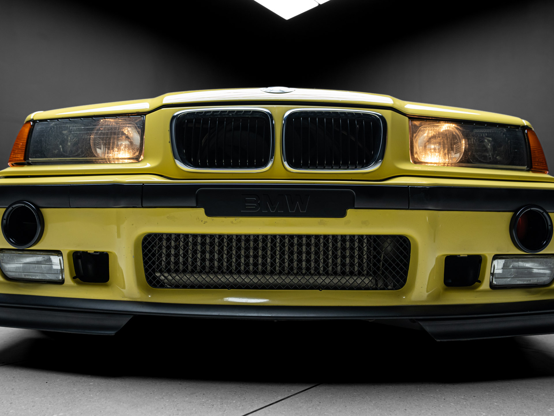 yellow bmw m3 10
