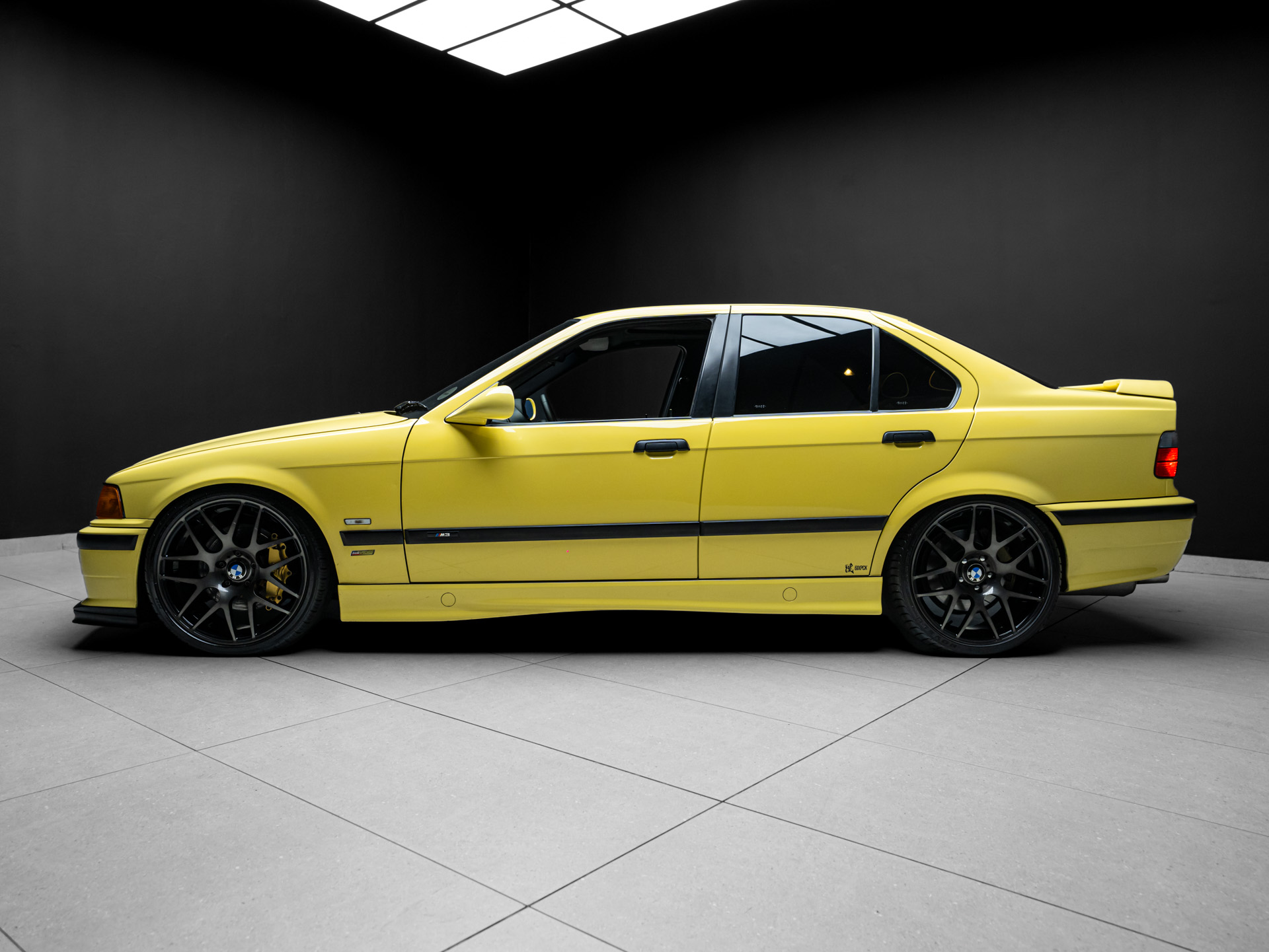 yellow bmw m3 2