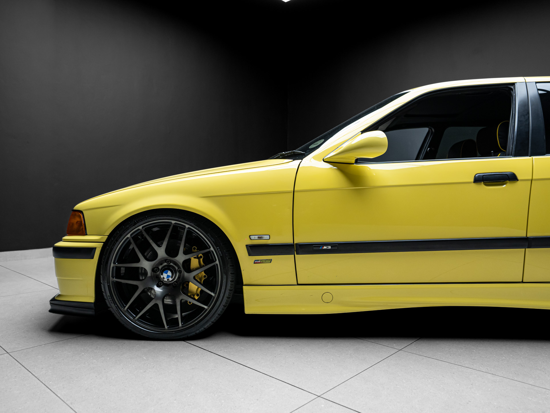 yellow bmw m3 3