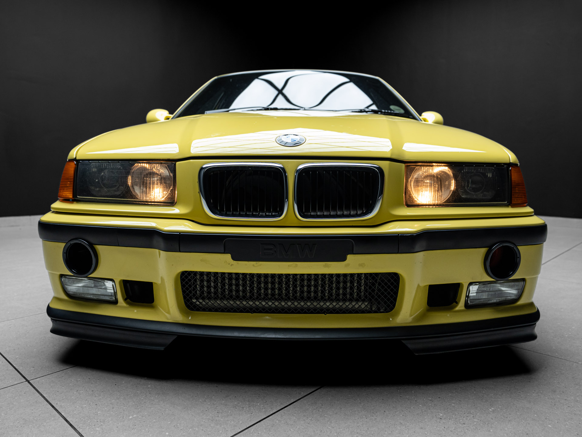 yellow bmw m3 8