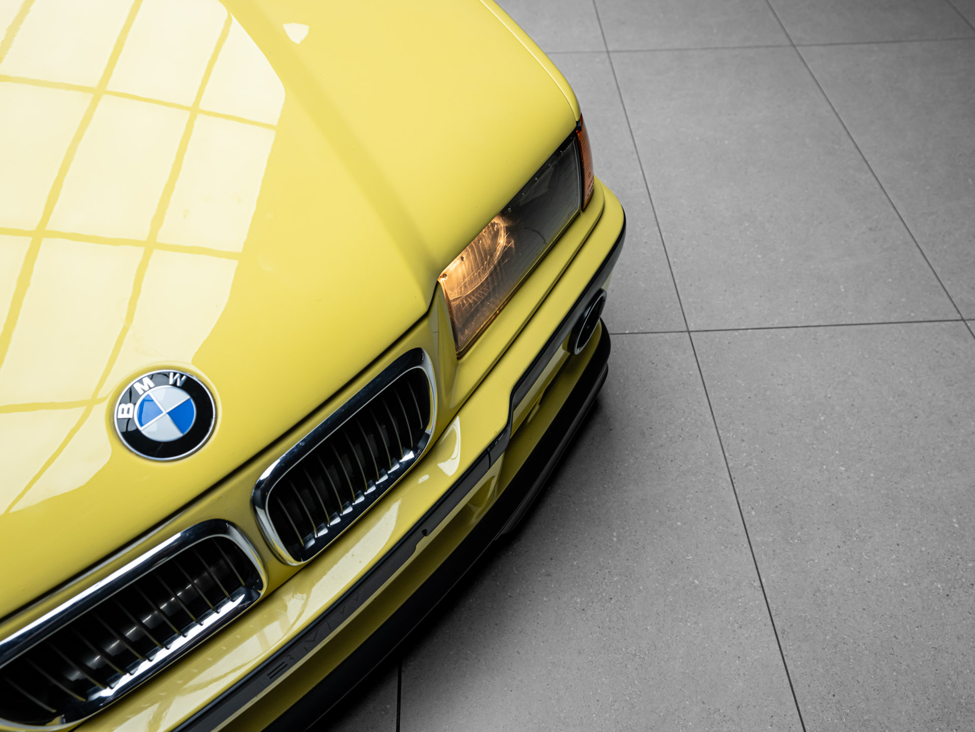 yellow bmw m3 9