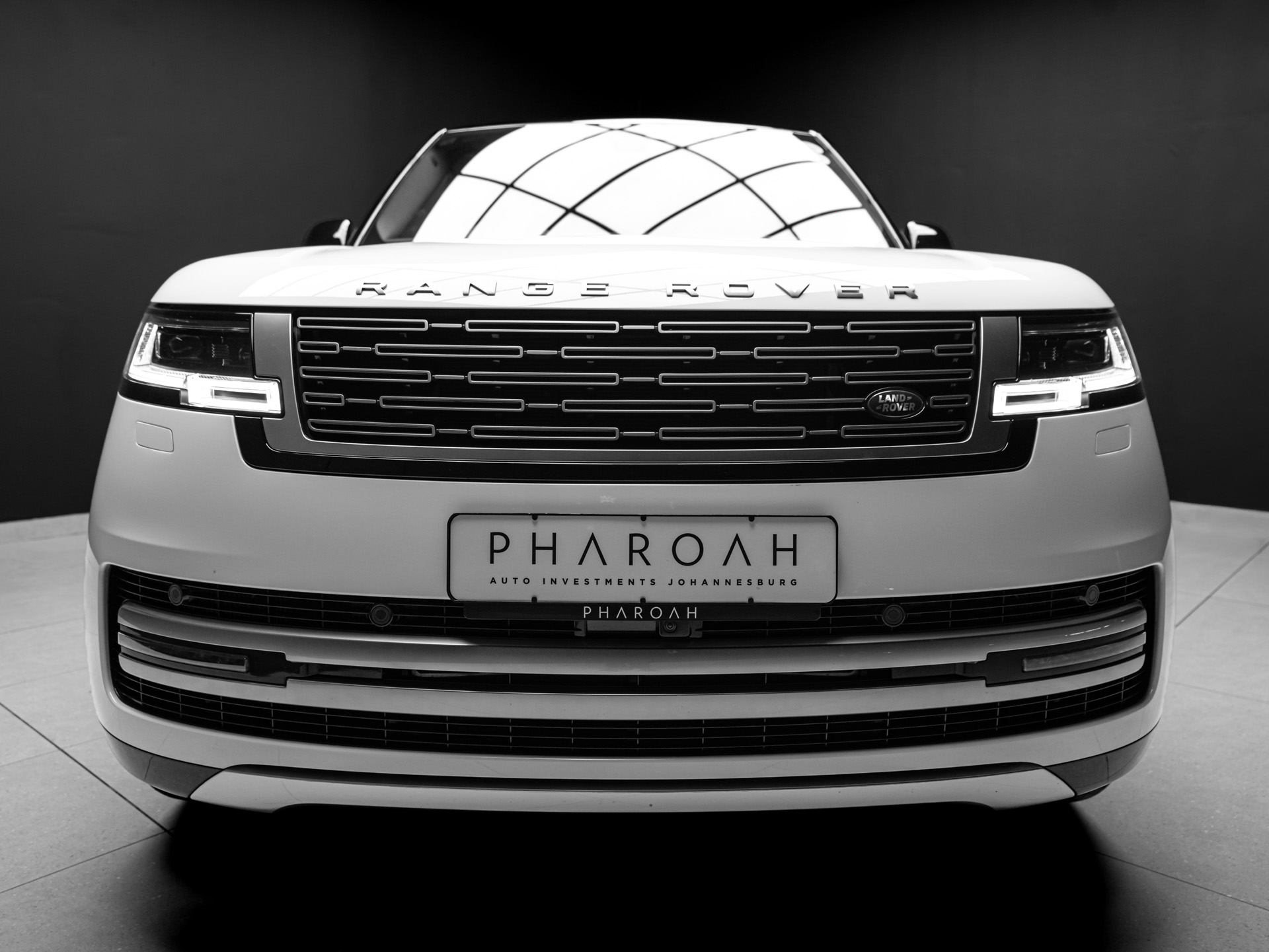 white range rover autobiography p530 9