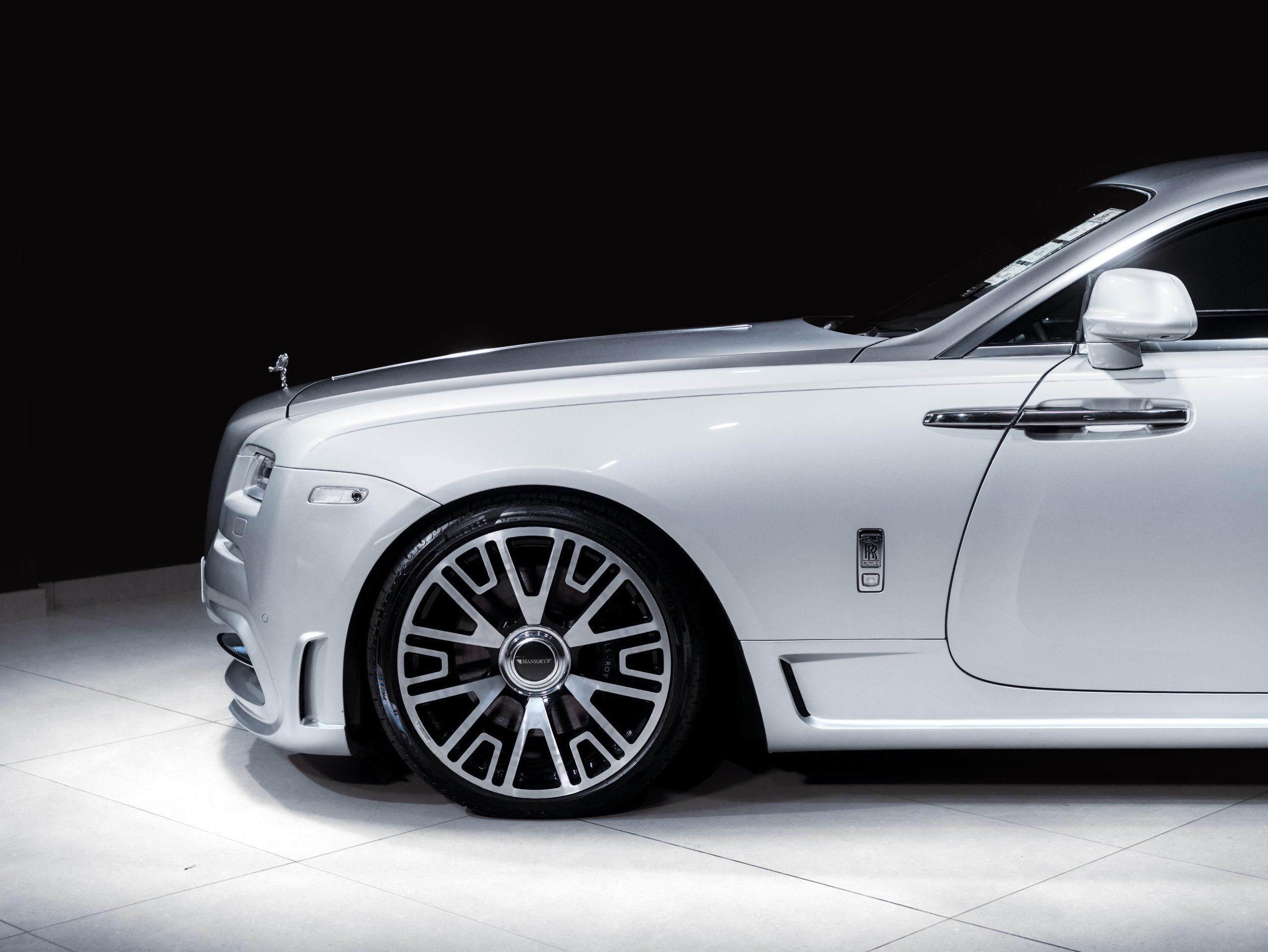 Luxury vehicle at Pharoah Group