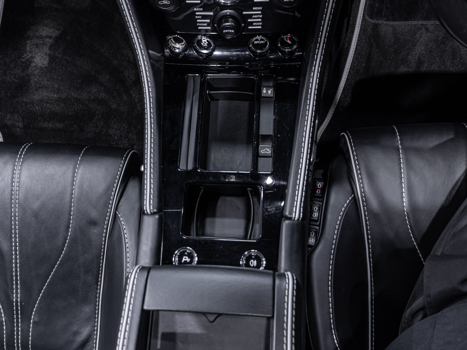 Aston Martin DB9 for sale