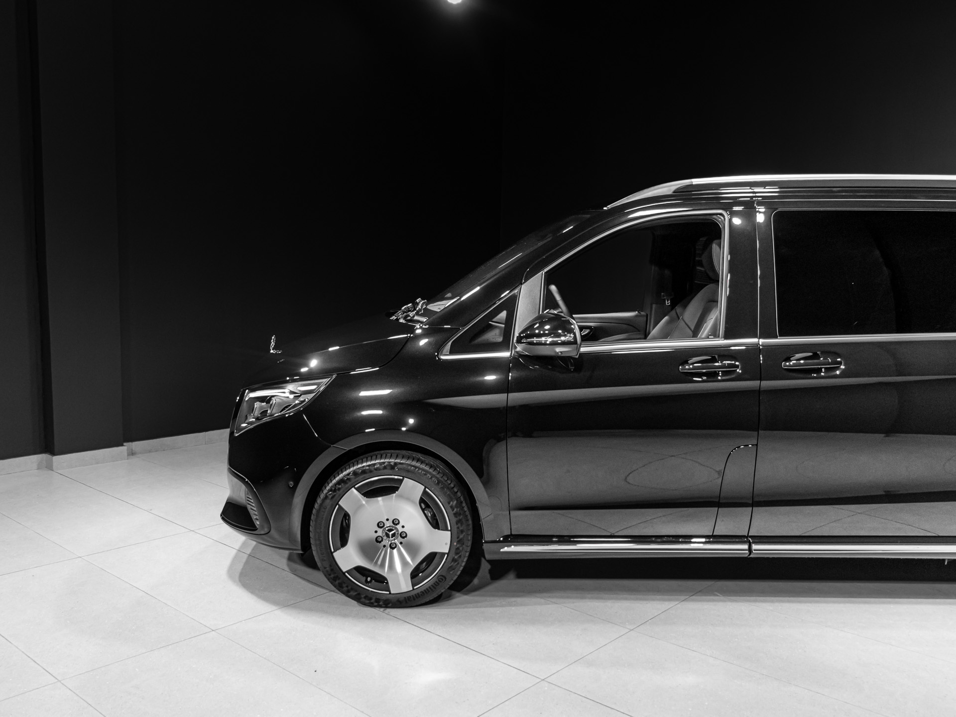 Black Mercedes-Benz V300 for sale