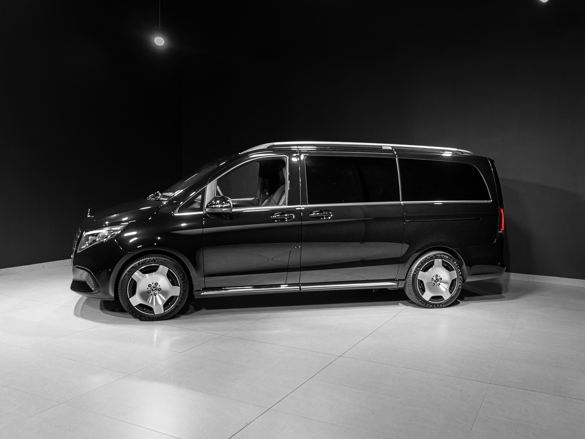 Black Mercedes-Benz V300 for sale