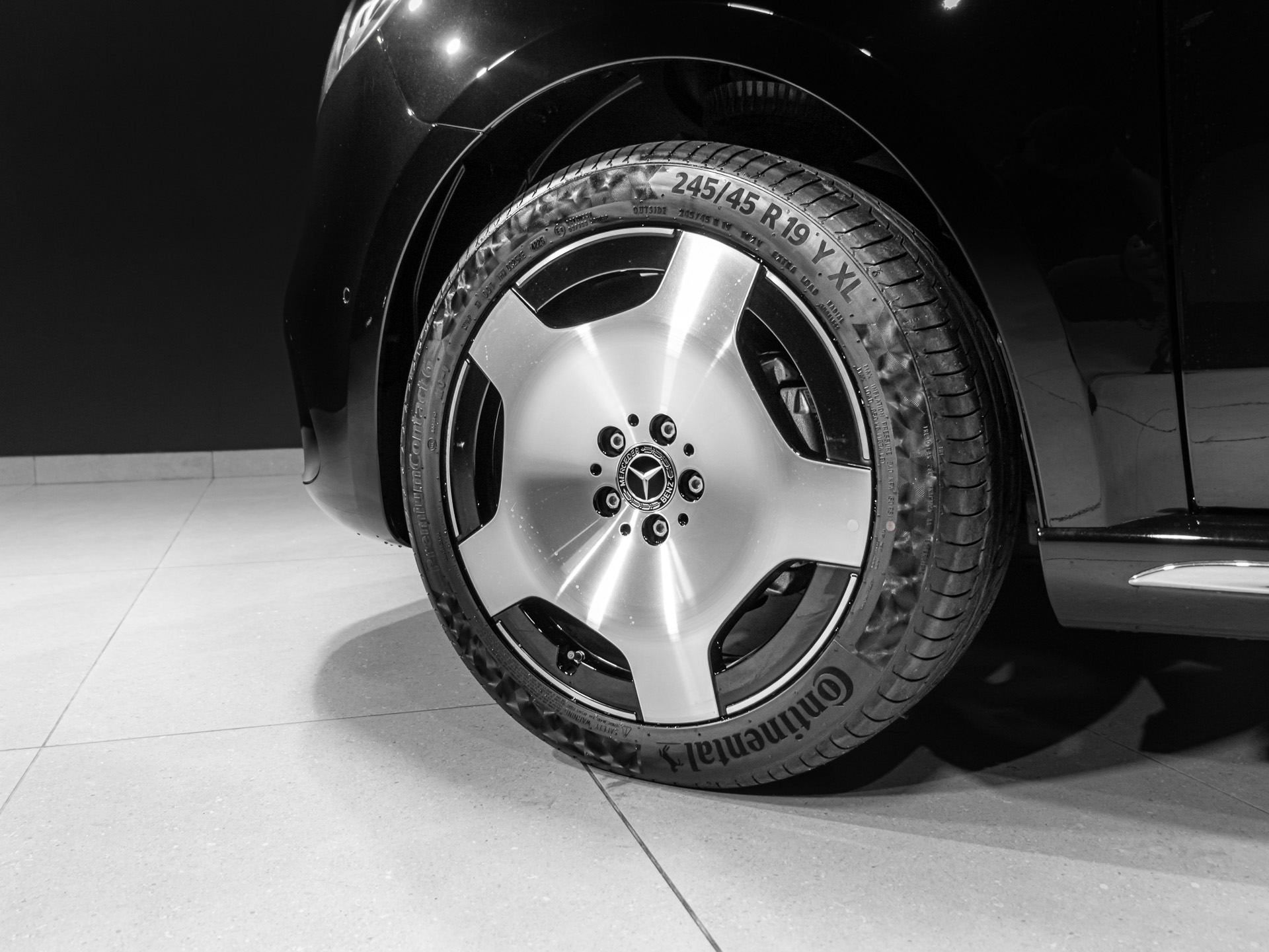 Black Mercedes-Benz V300 for sale