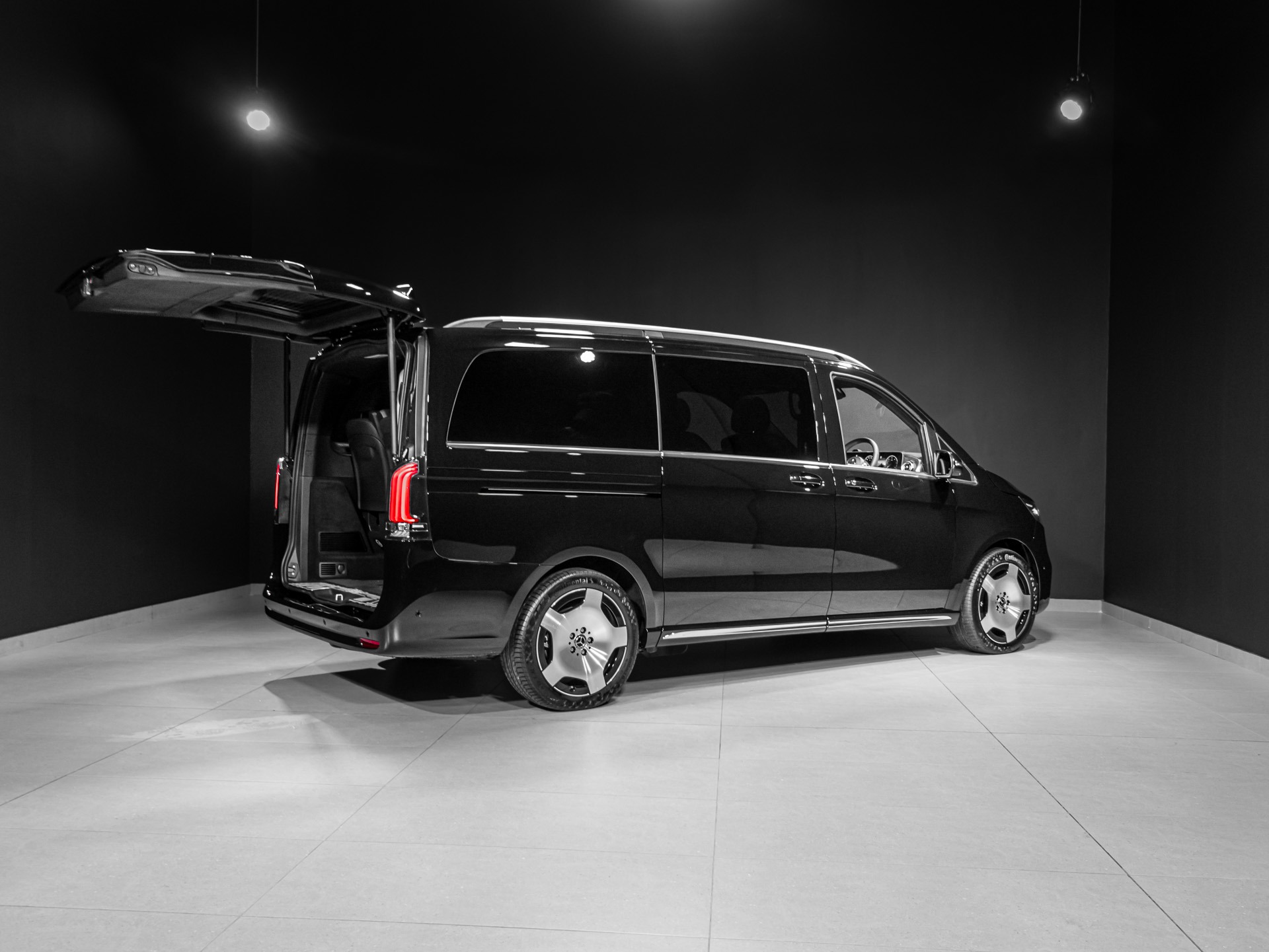 Black Mercedes-Benz V300 for sale