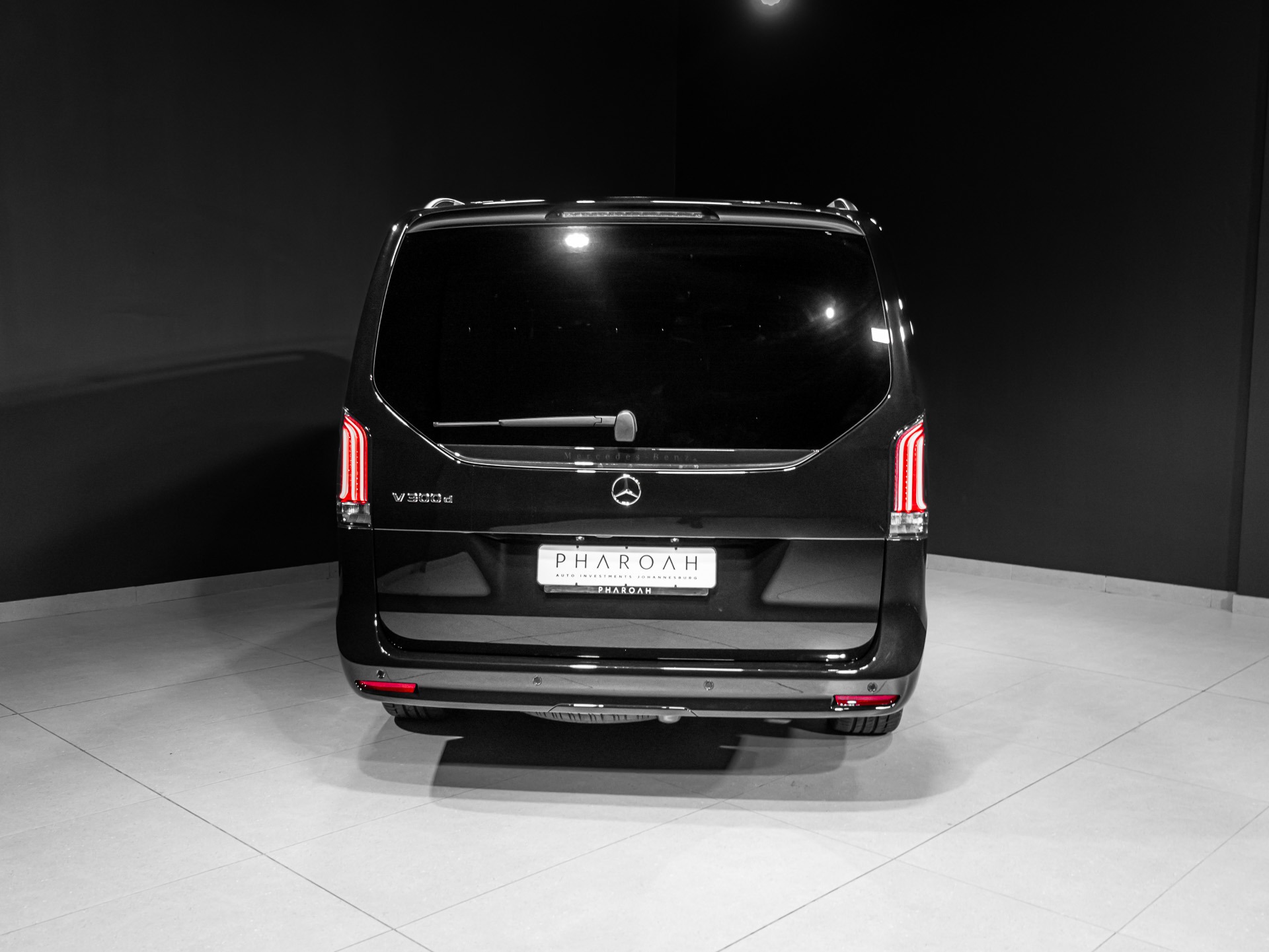 Black Mercedes-Benz V300 for sale