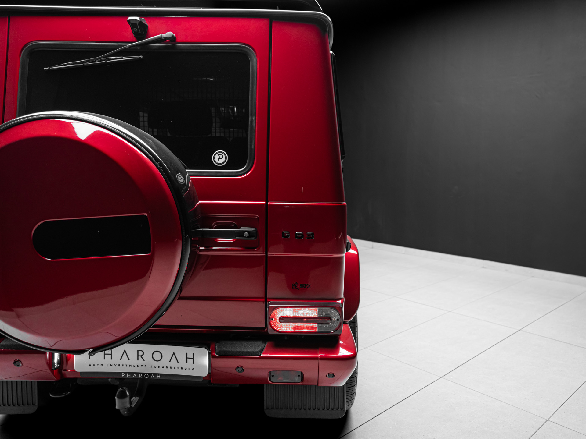 red mercedes g63 15