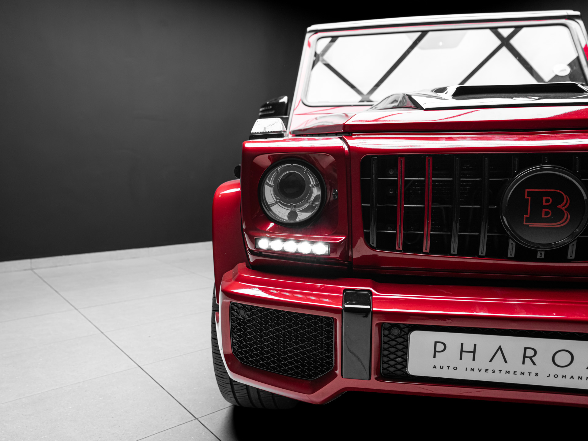 red mercedes g63 9