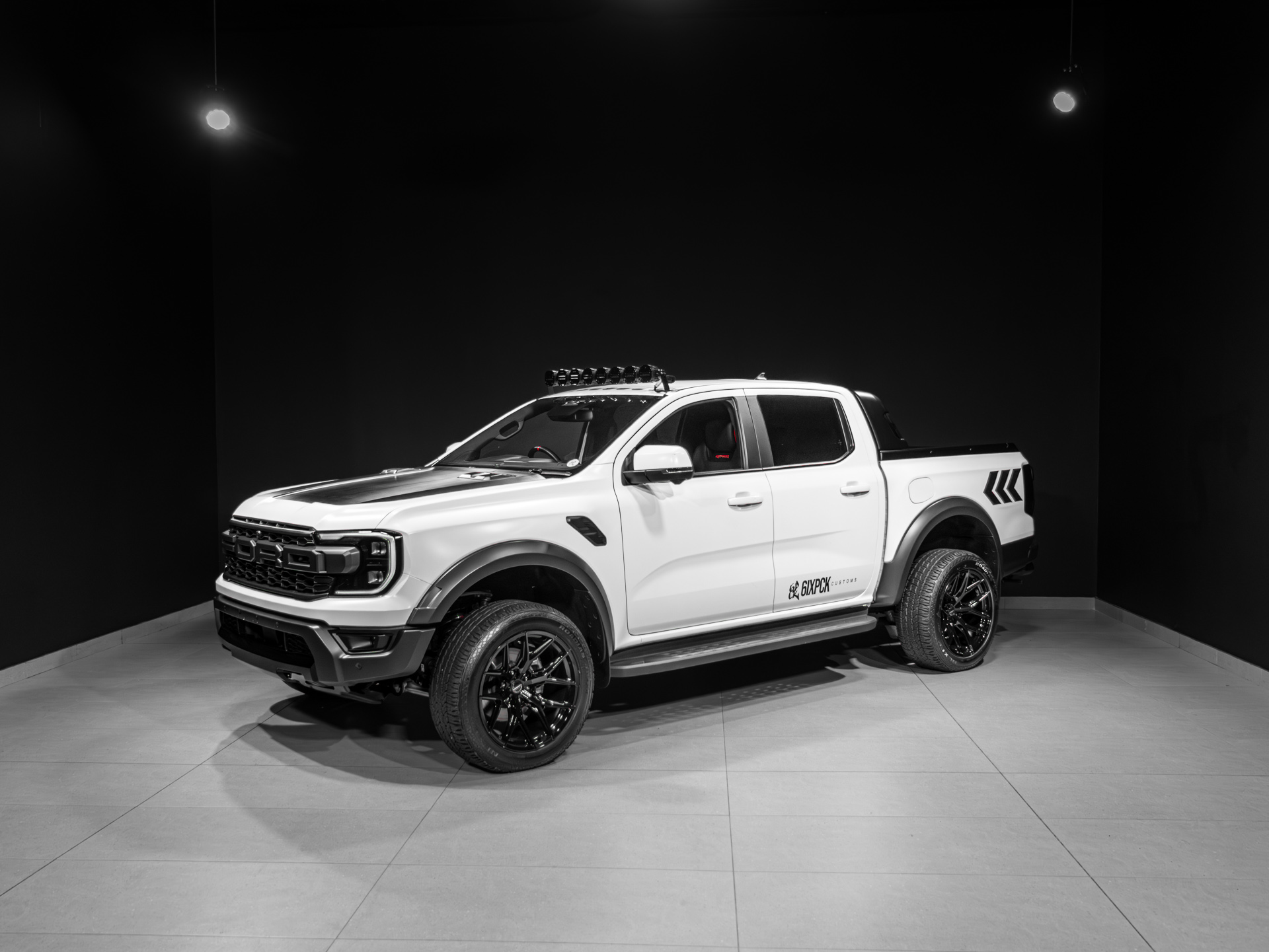 white raptor 5553