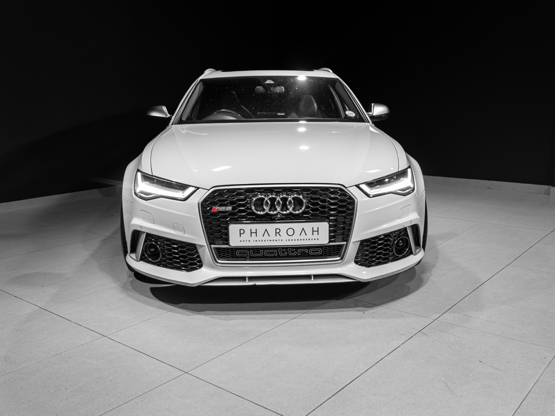 white-rs6-9672
