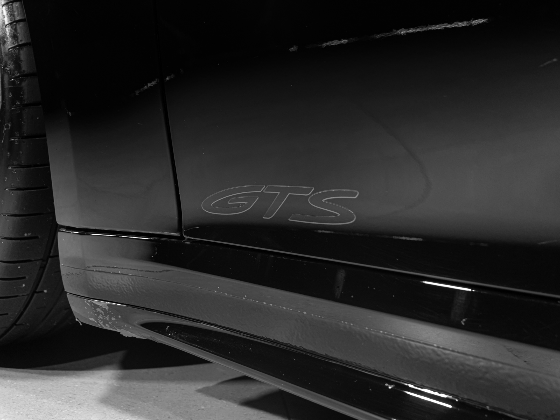 black 911 gts 7738