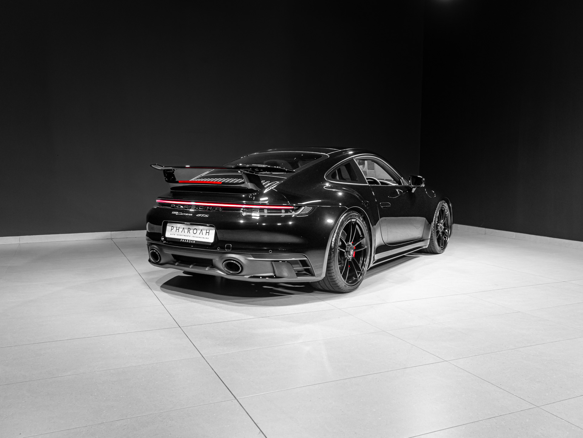 black 911 gts 7846