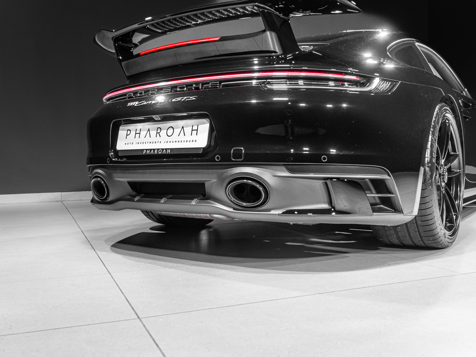 black 911 gts 7858