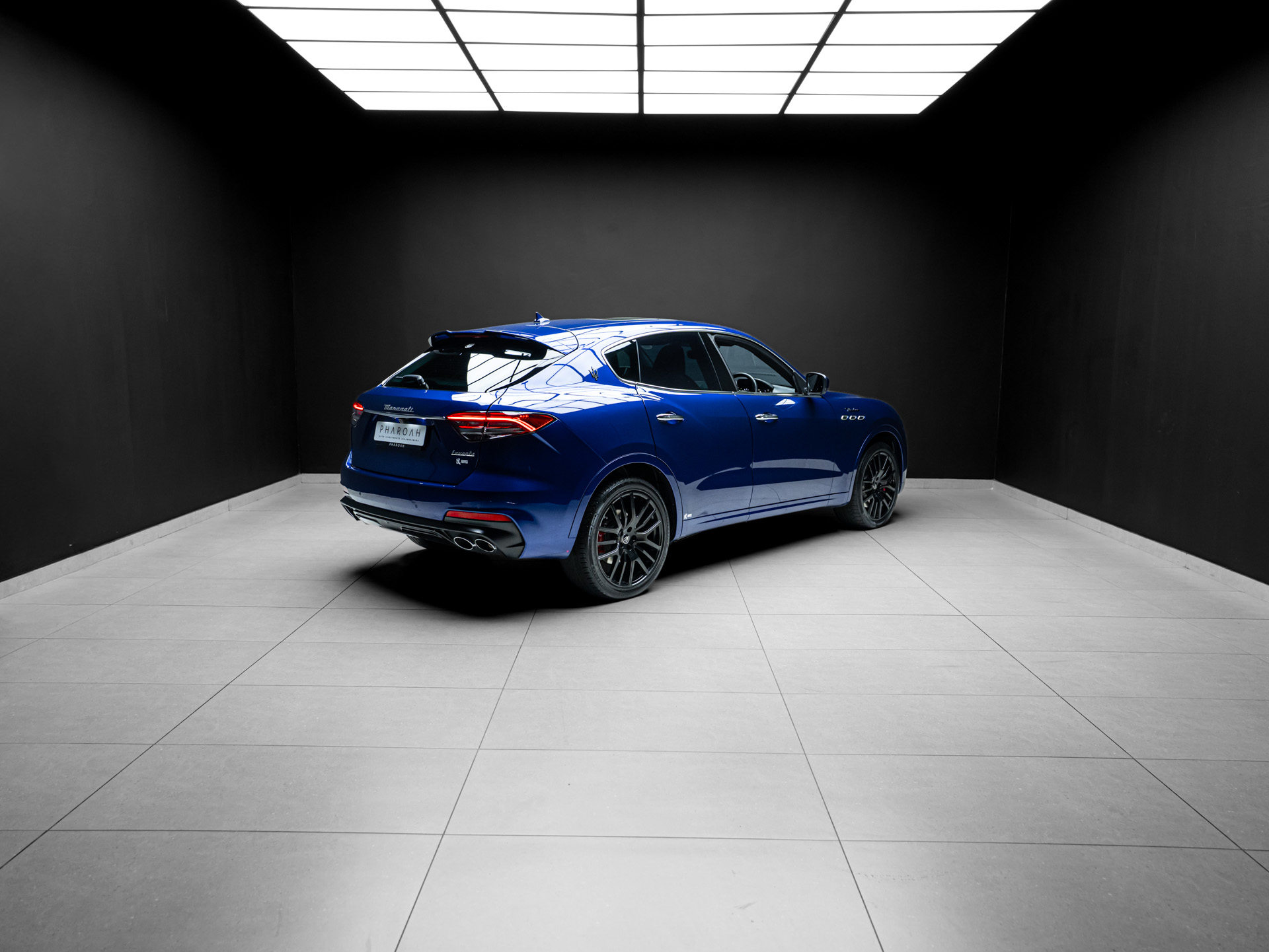 blue maserati levante 13