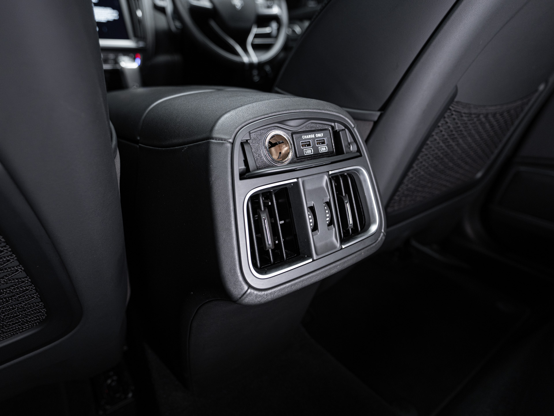 blue maserati levante 29