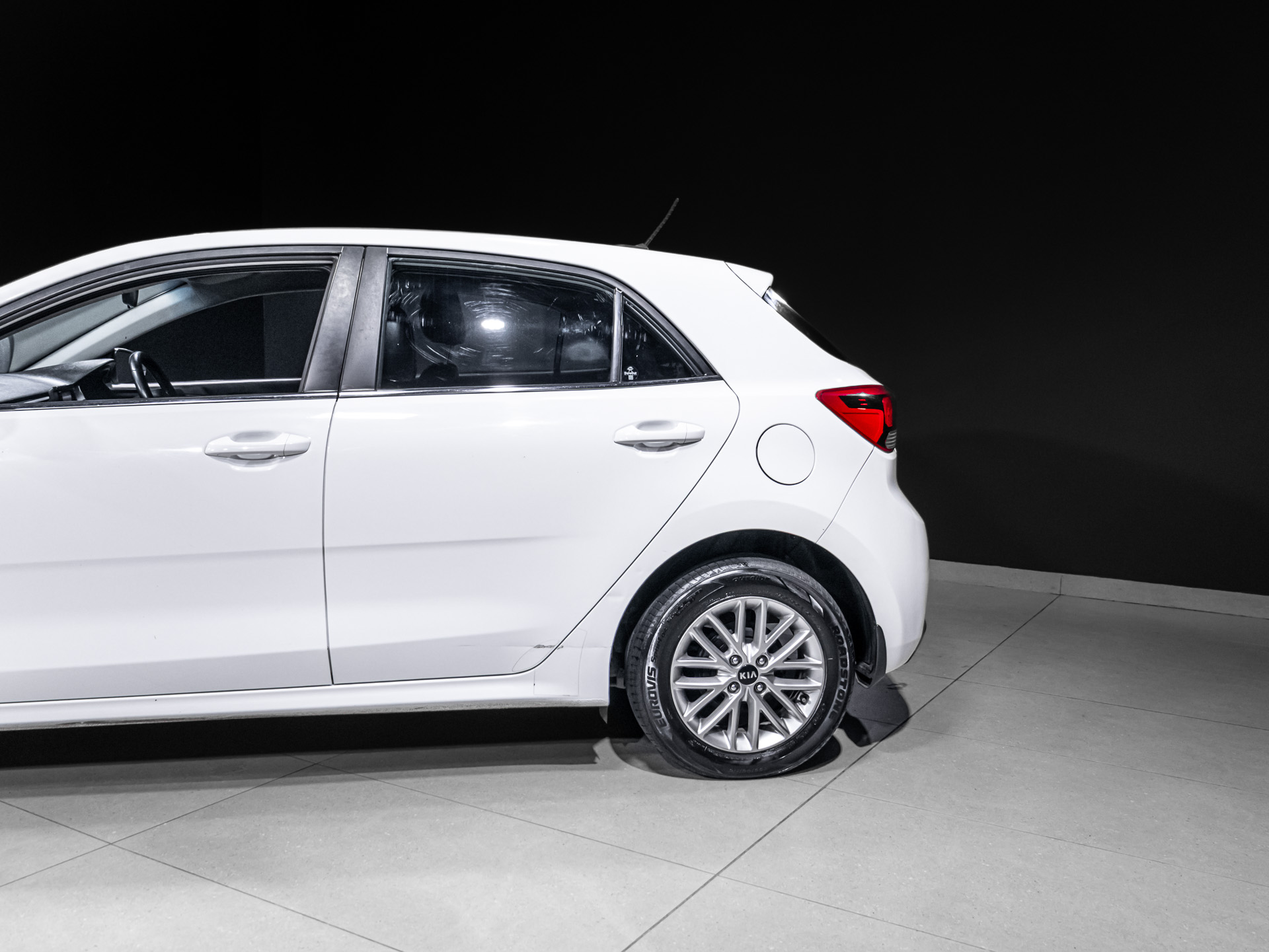 kia rio 0845