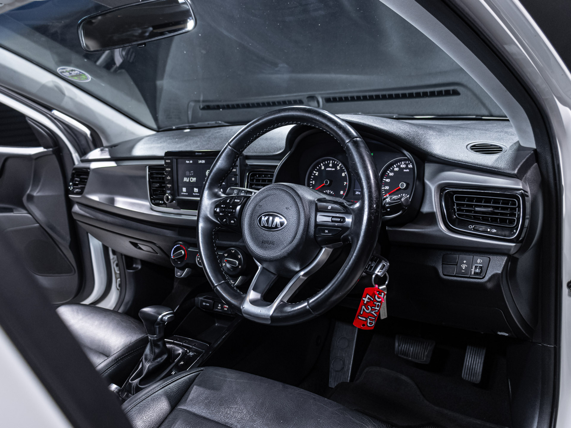 kia rio 0888