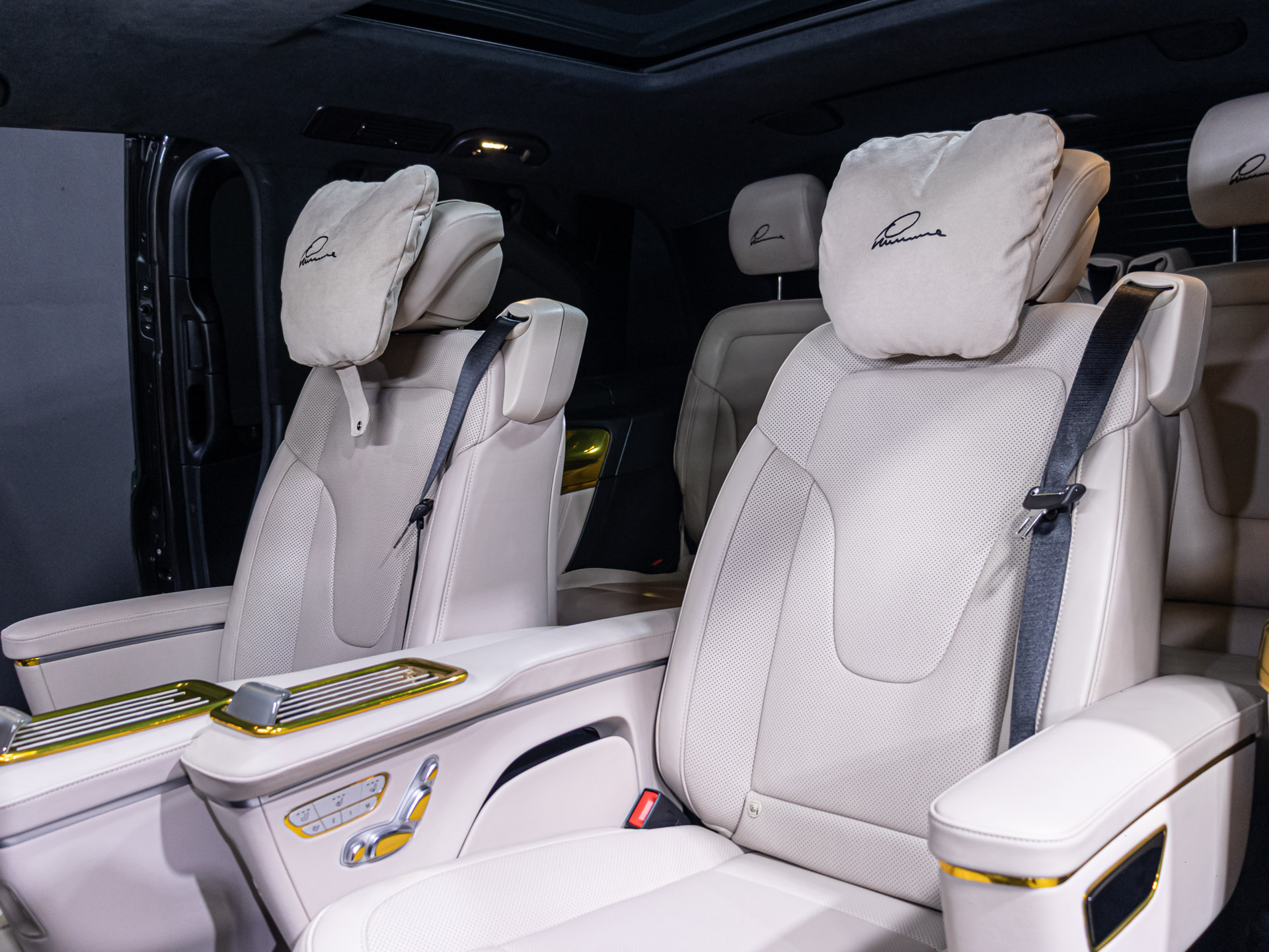 Mercedes-Benz V300 for sale