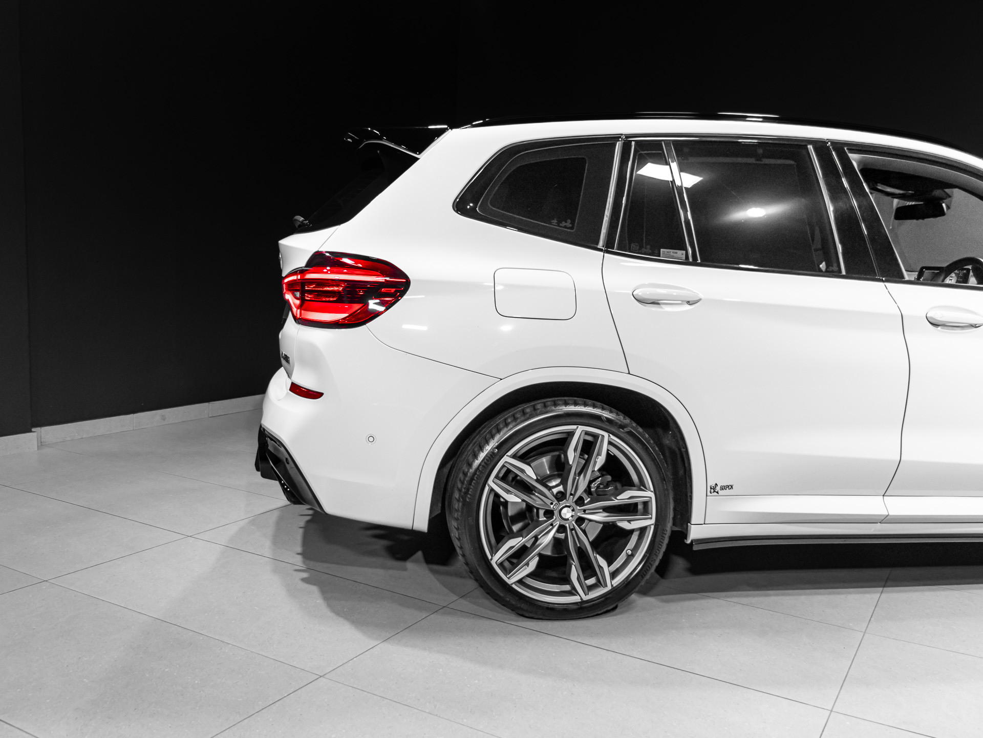 new x3m40i 3050