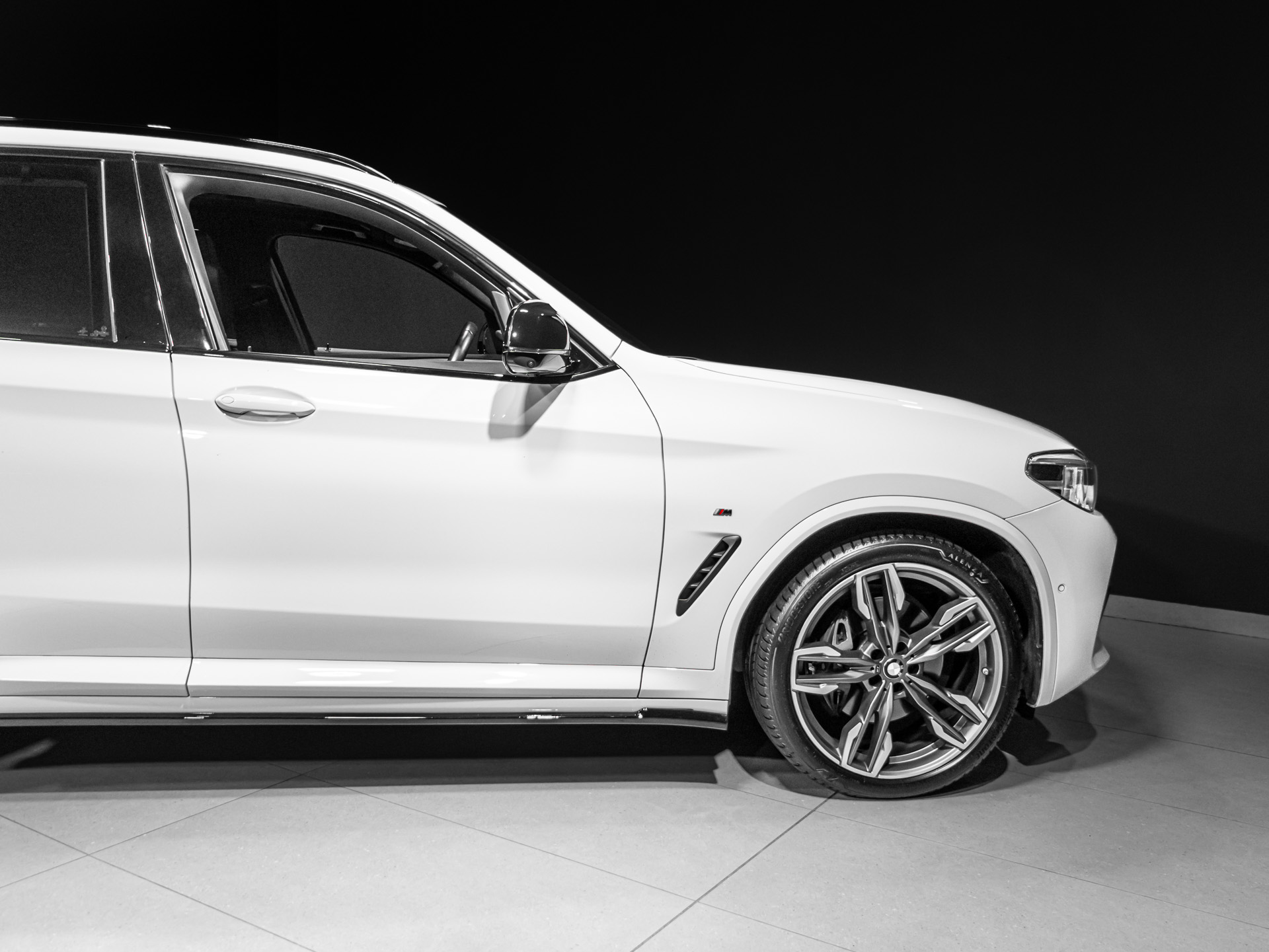 new x3m40i 3054