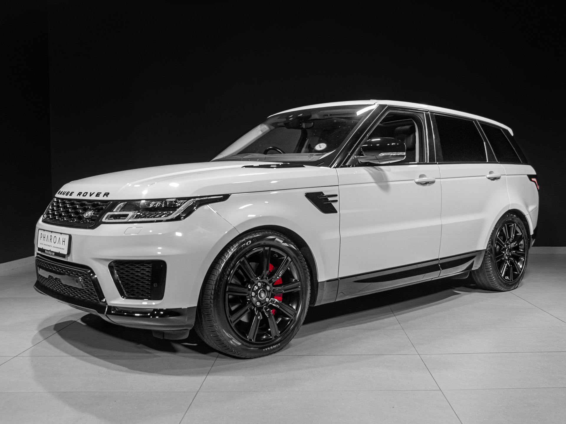 white Range rover Sport HSE-3173