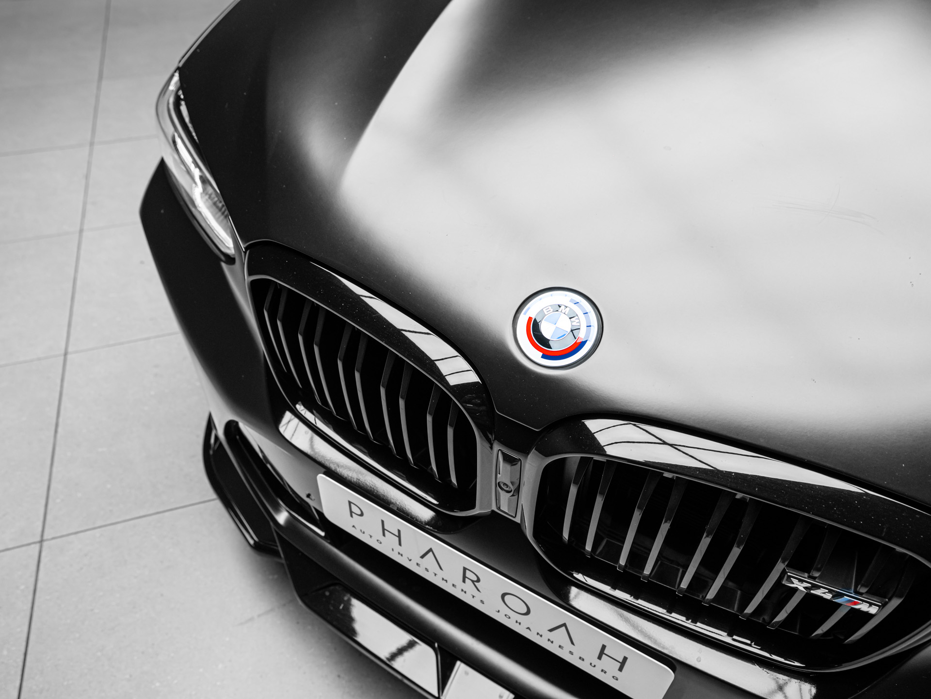 black bmw x4m 10