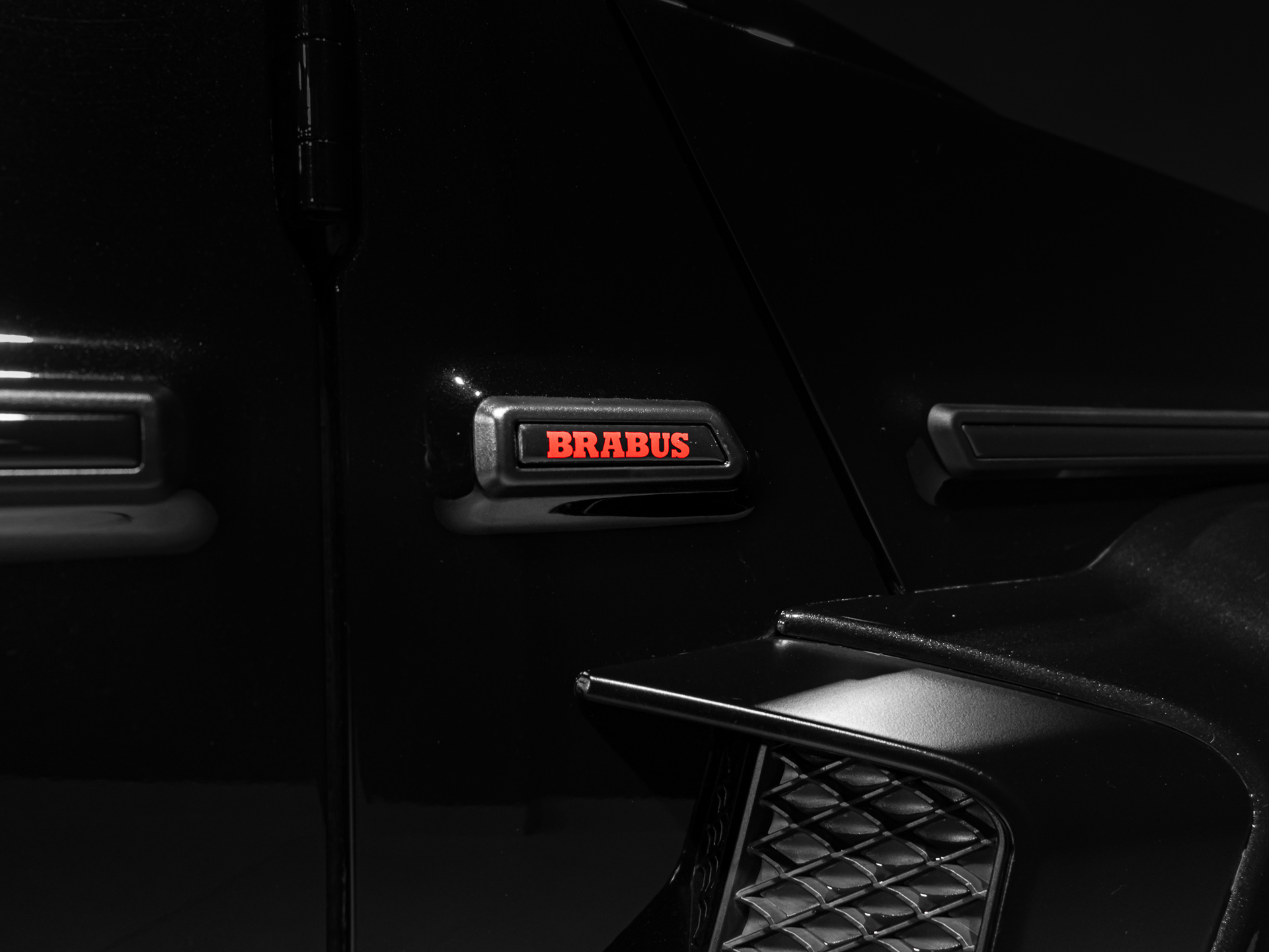 brabus g63 6898
