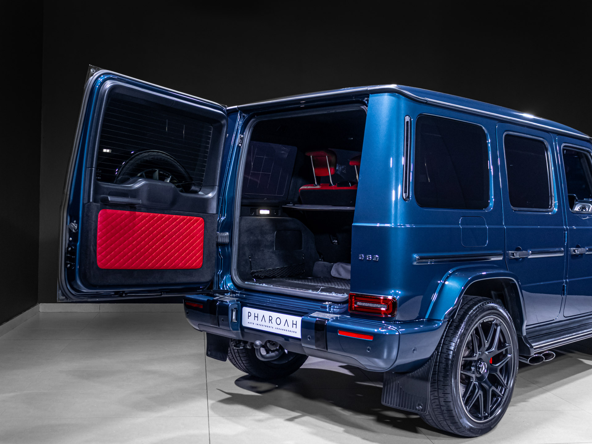 sea blue g63 0134