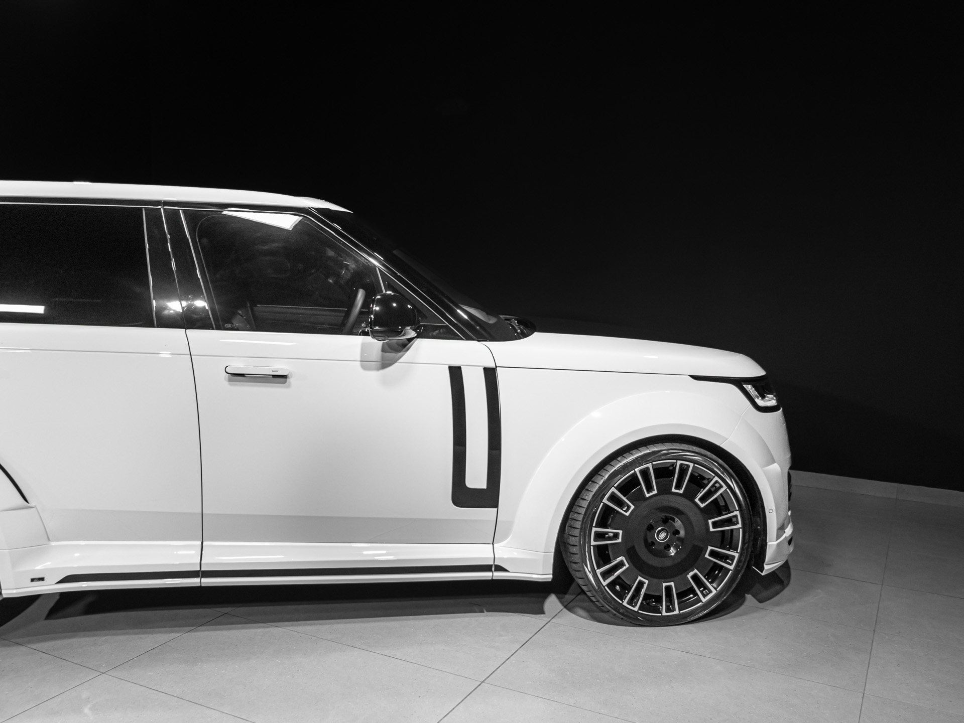 white big body 8616