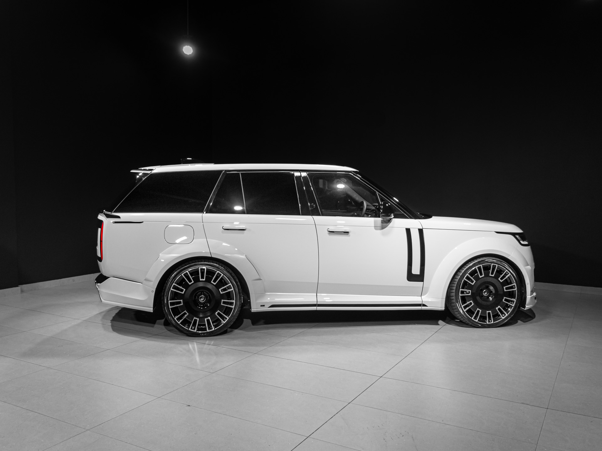 white big body 8619