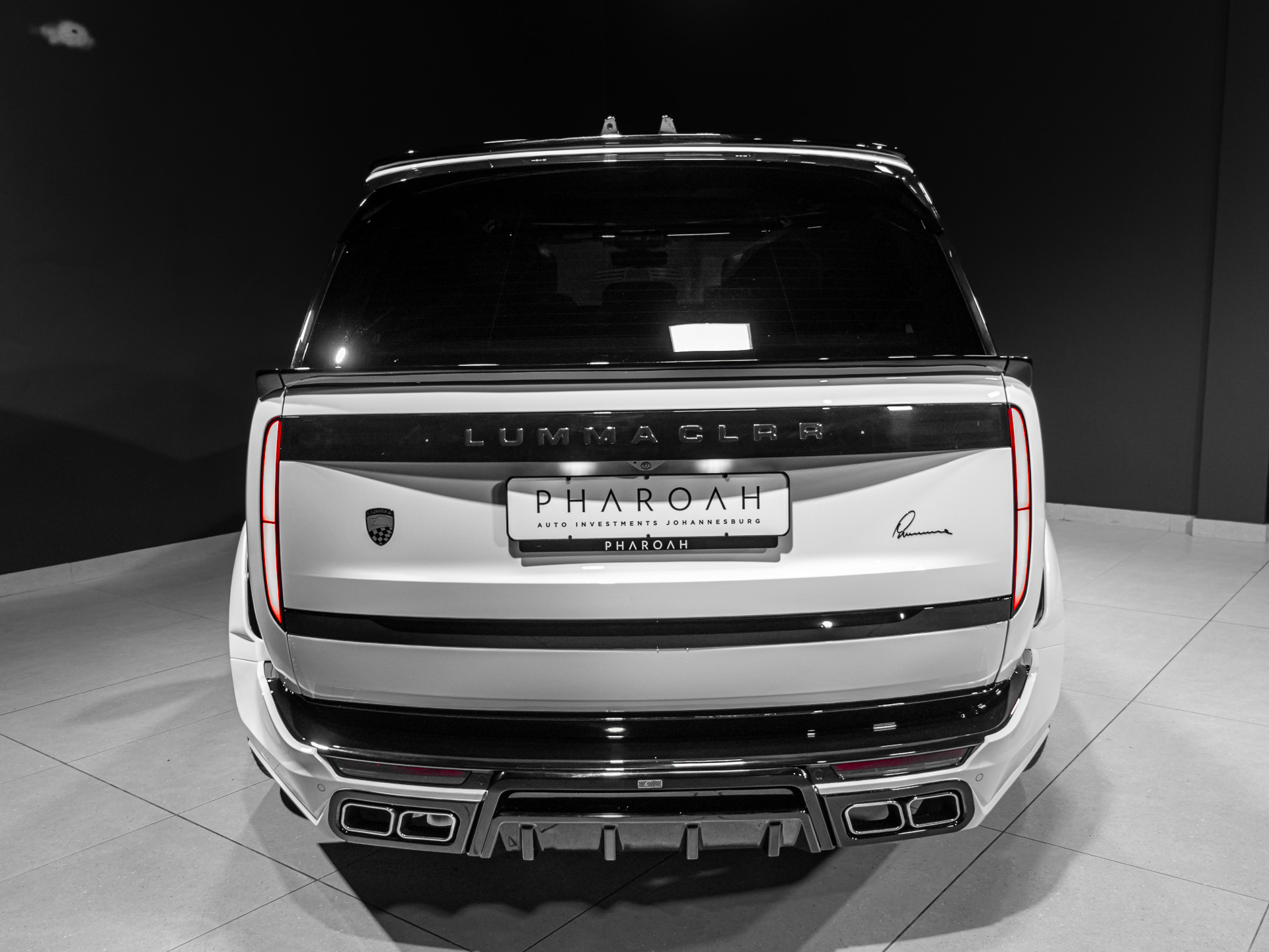 white big body 8636
