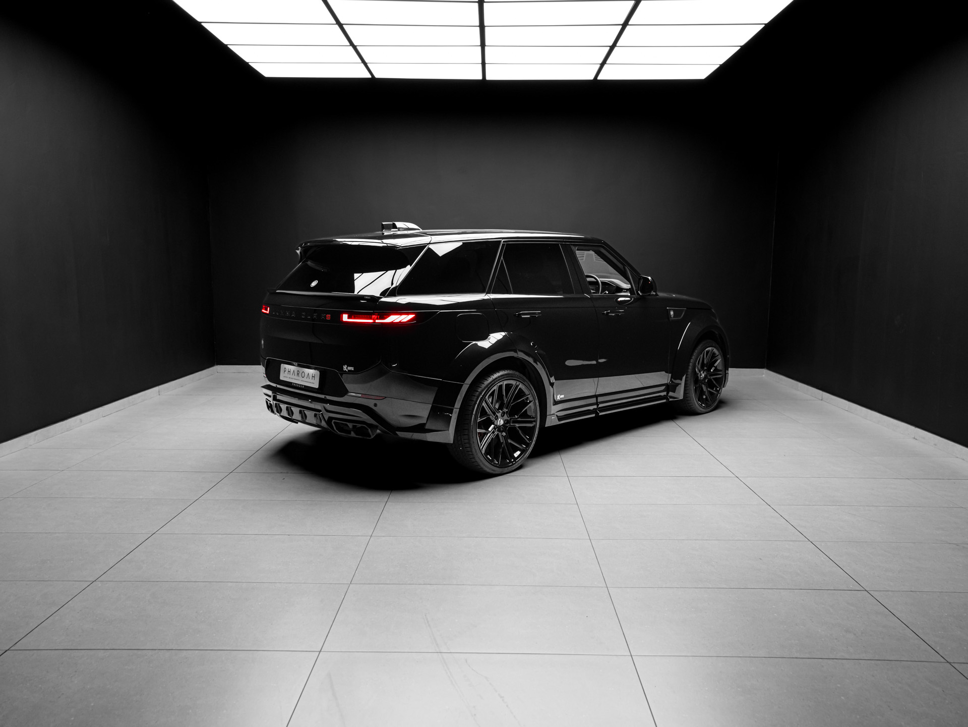black range rover lumma 12
