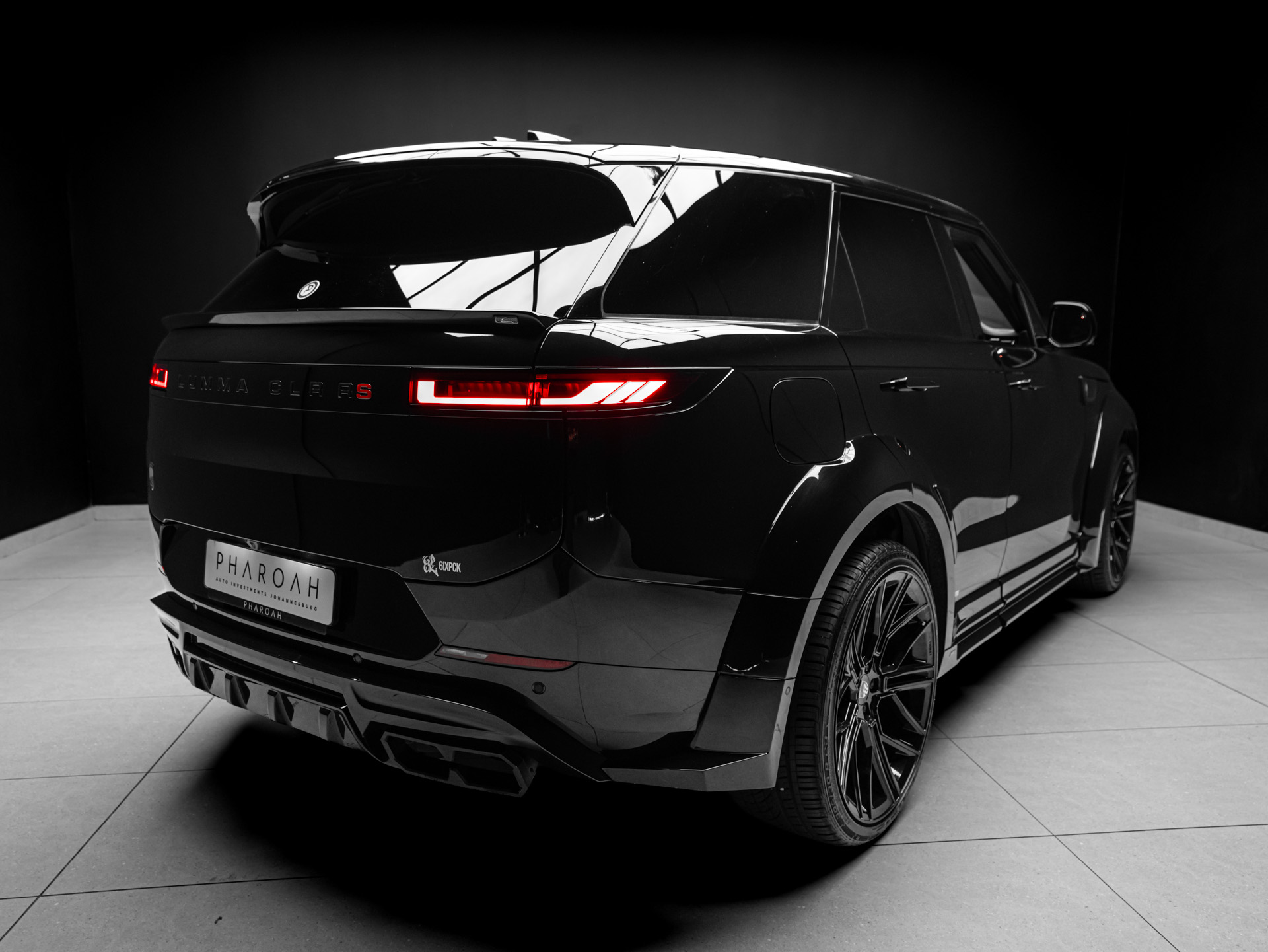 black range rover lumma 13