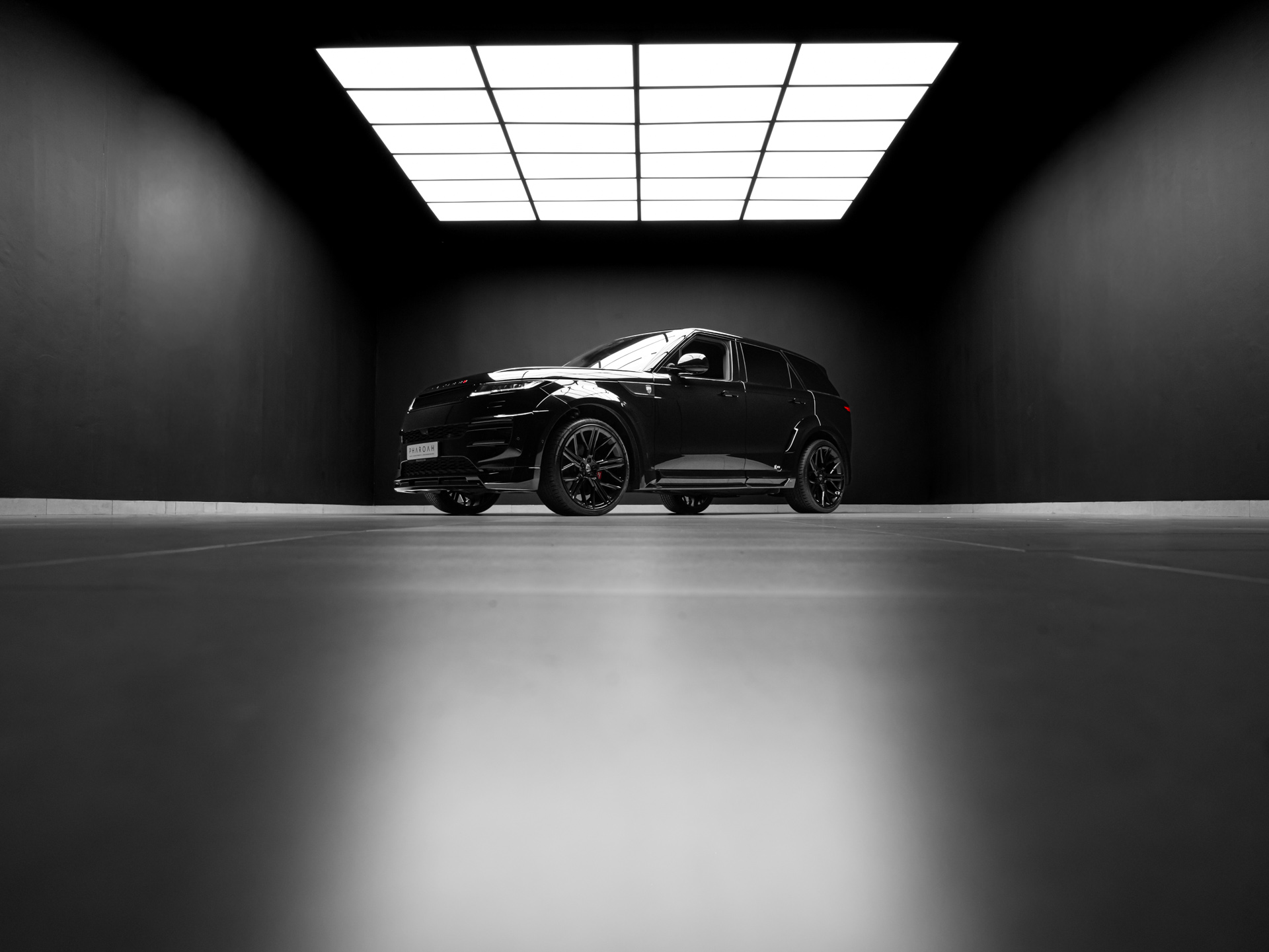 black range rover lumma 2