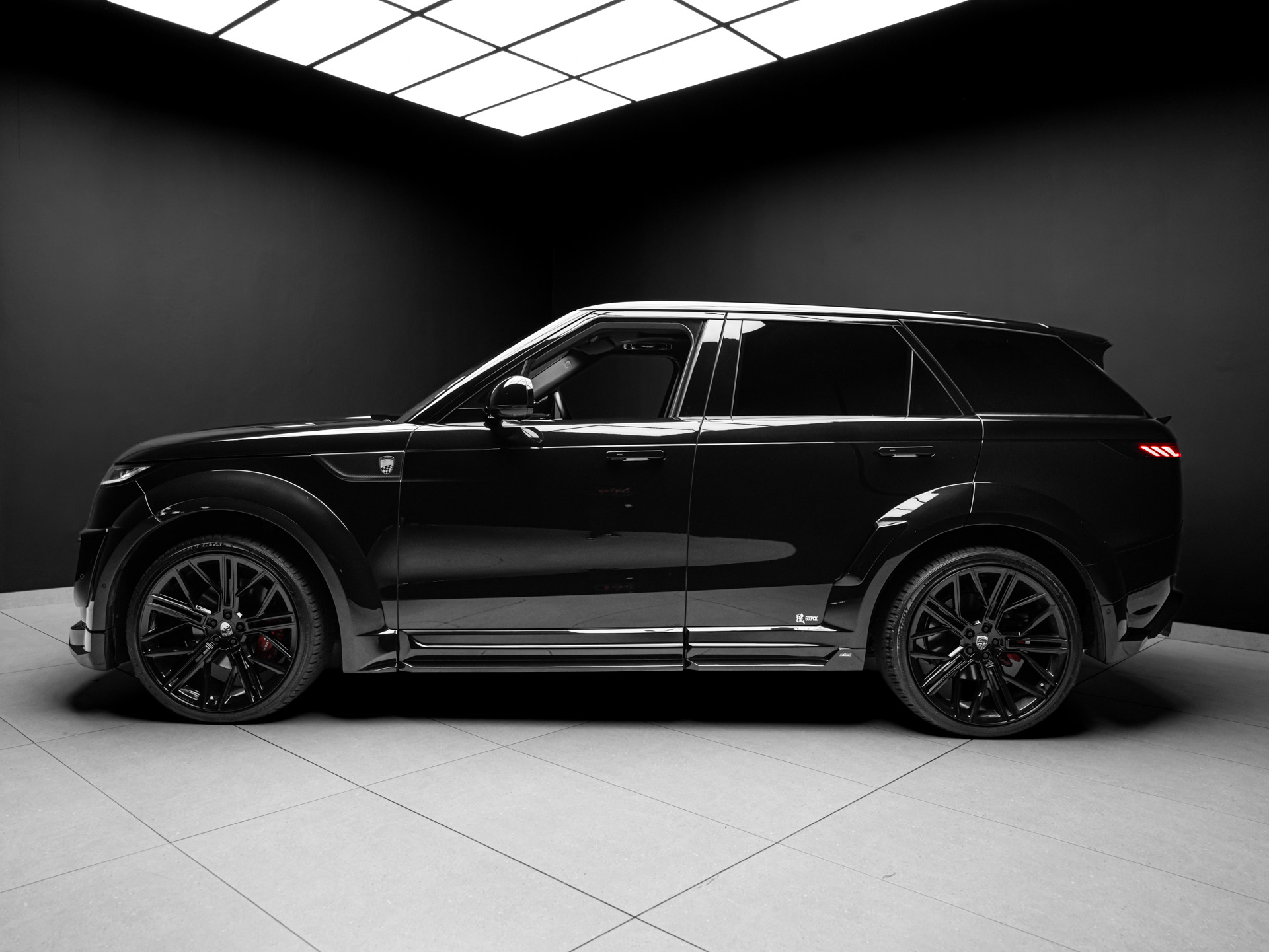 black range rover lumma 3