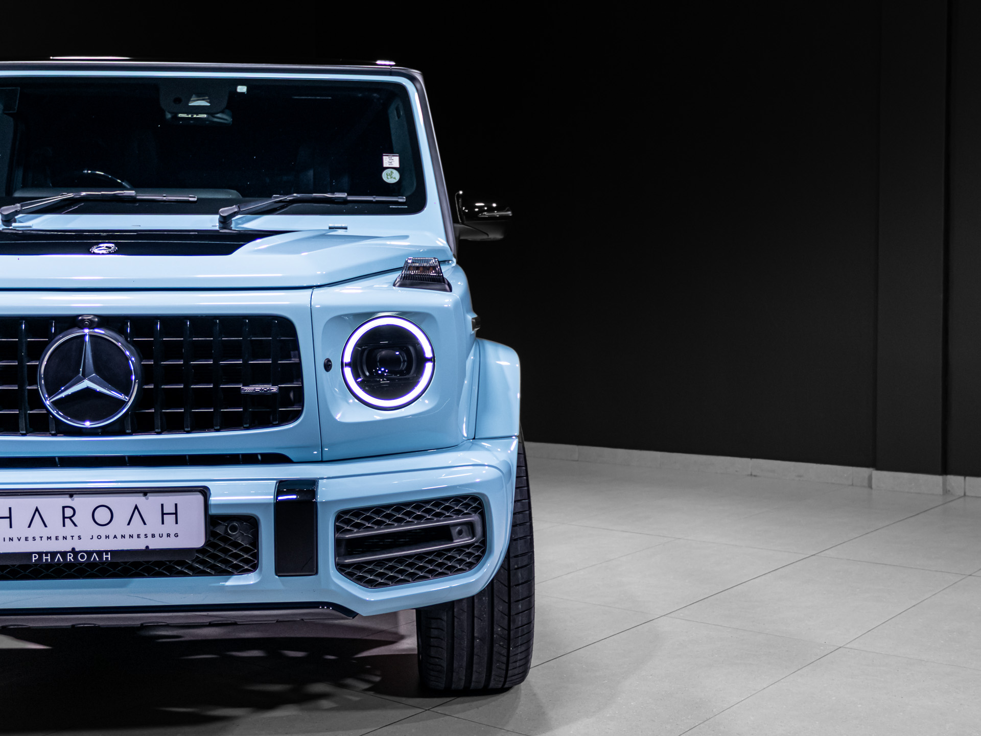 blue g63 7376