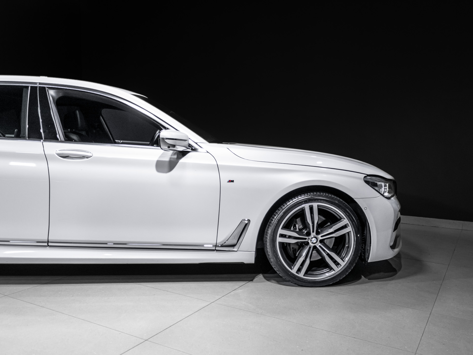 bmw 740i 4669