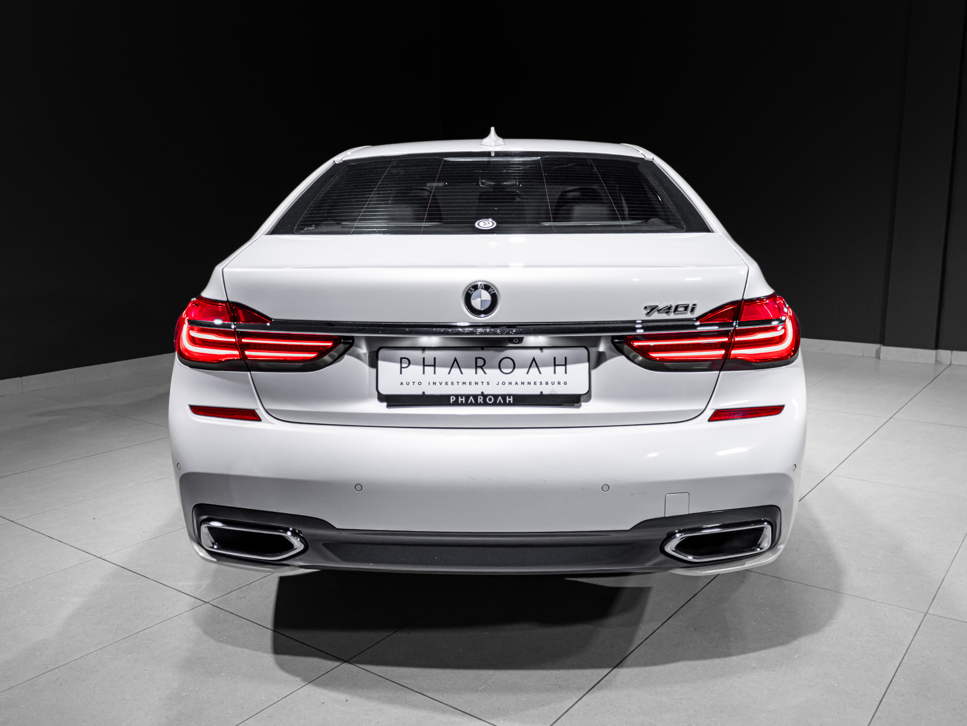 bmw 740i 4683