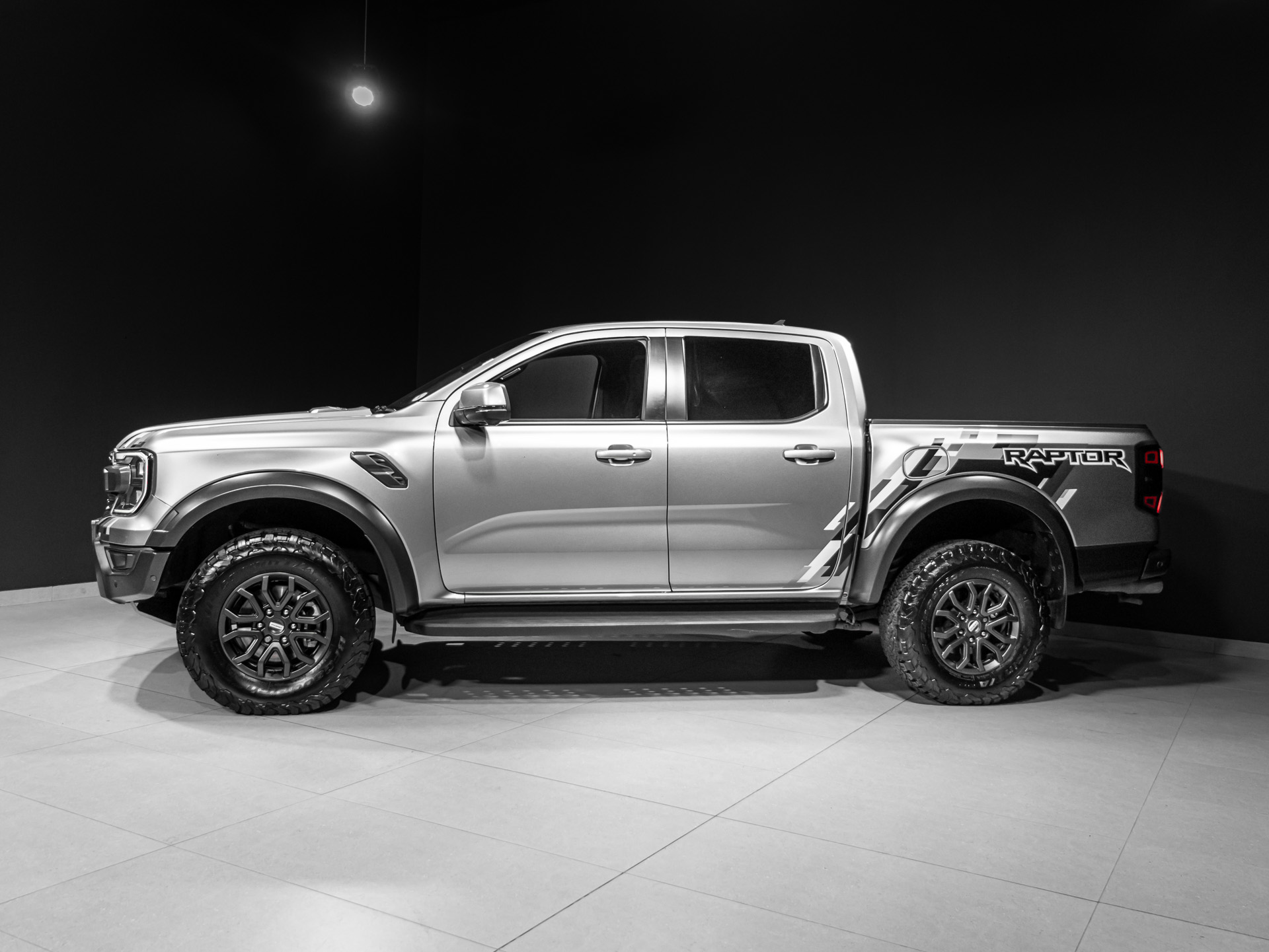 silver raptor 2353